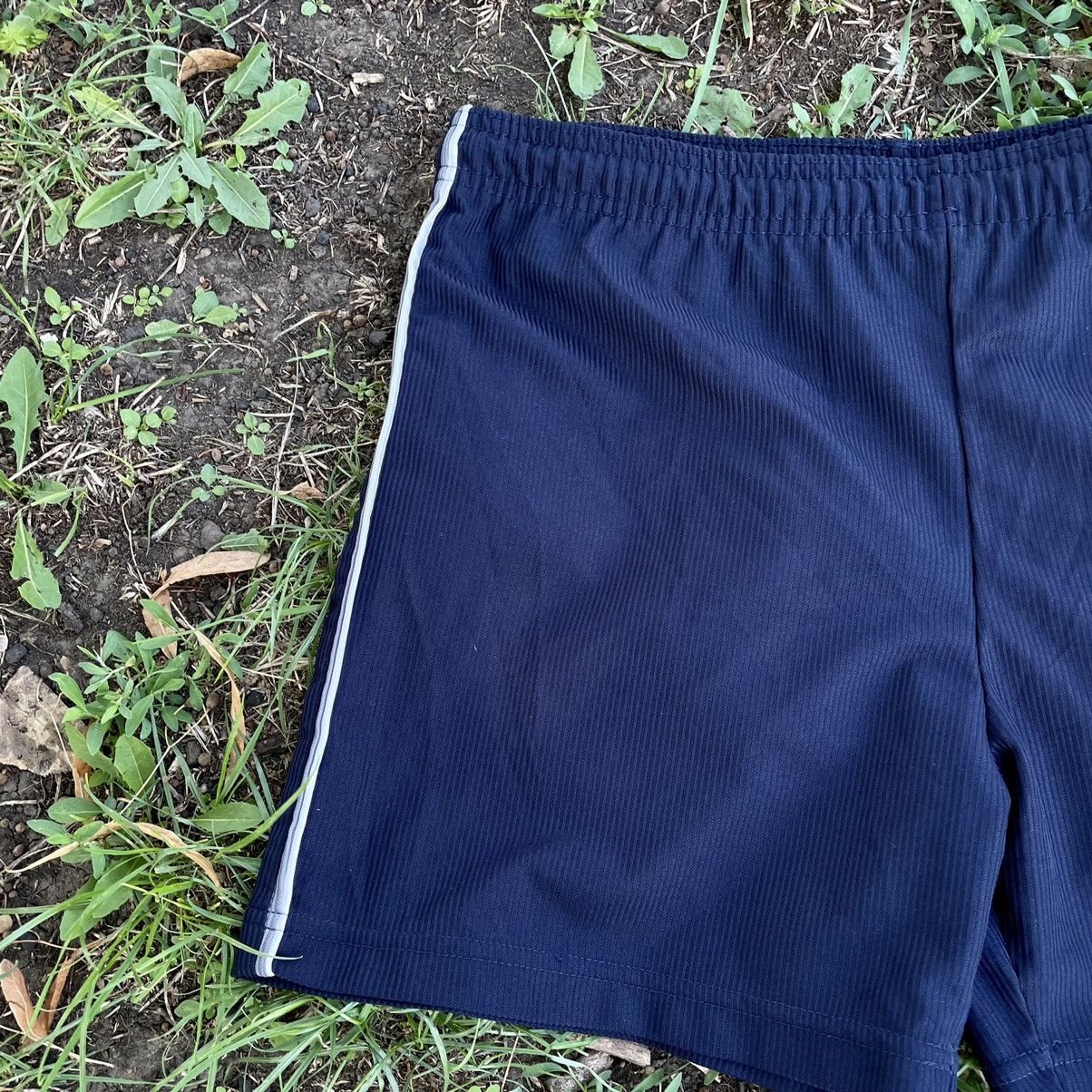 Umbro Vintage 90s Sport Umbro Logo Shorts Streetwear 90s Size US 32 / EU 48 - 4 Thumbnail