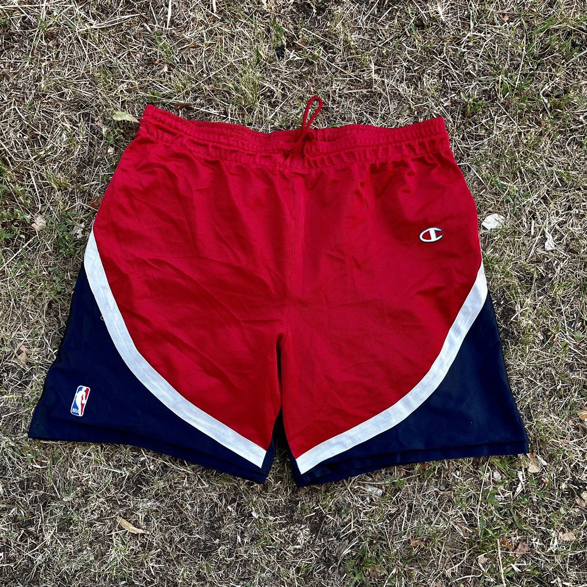 Vintage Vintage 90s Champion NBA Basketball Shorts Red Navy Skate M Size US 34 / EU 50 - 1 Thumbnail