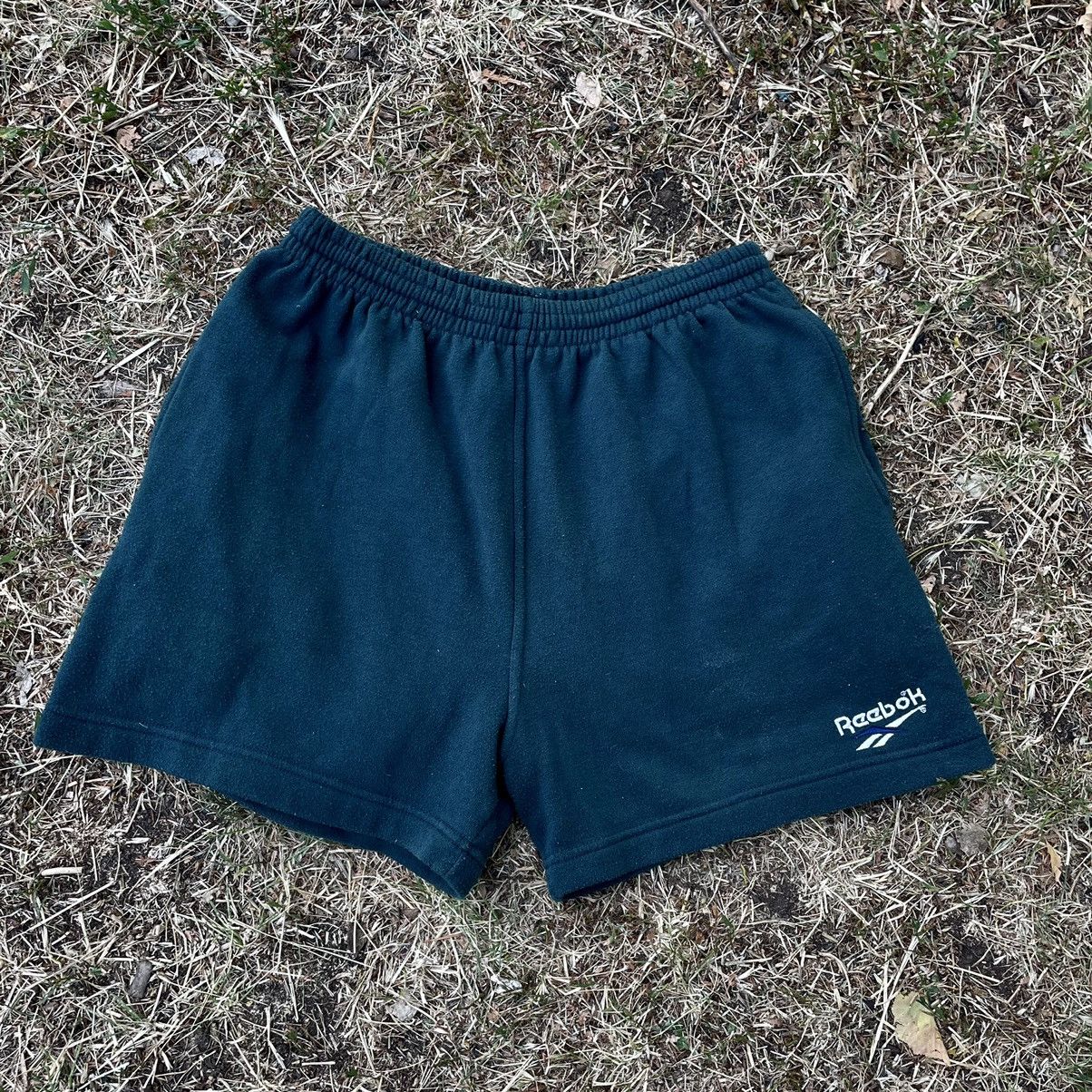 Vintage Vintage Reebok Navy Shorts Logo Streetwear Y2K Cropped 29 Size US 29 - 1 Thumbnail