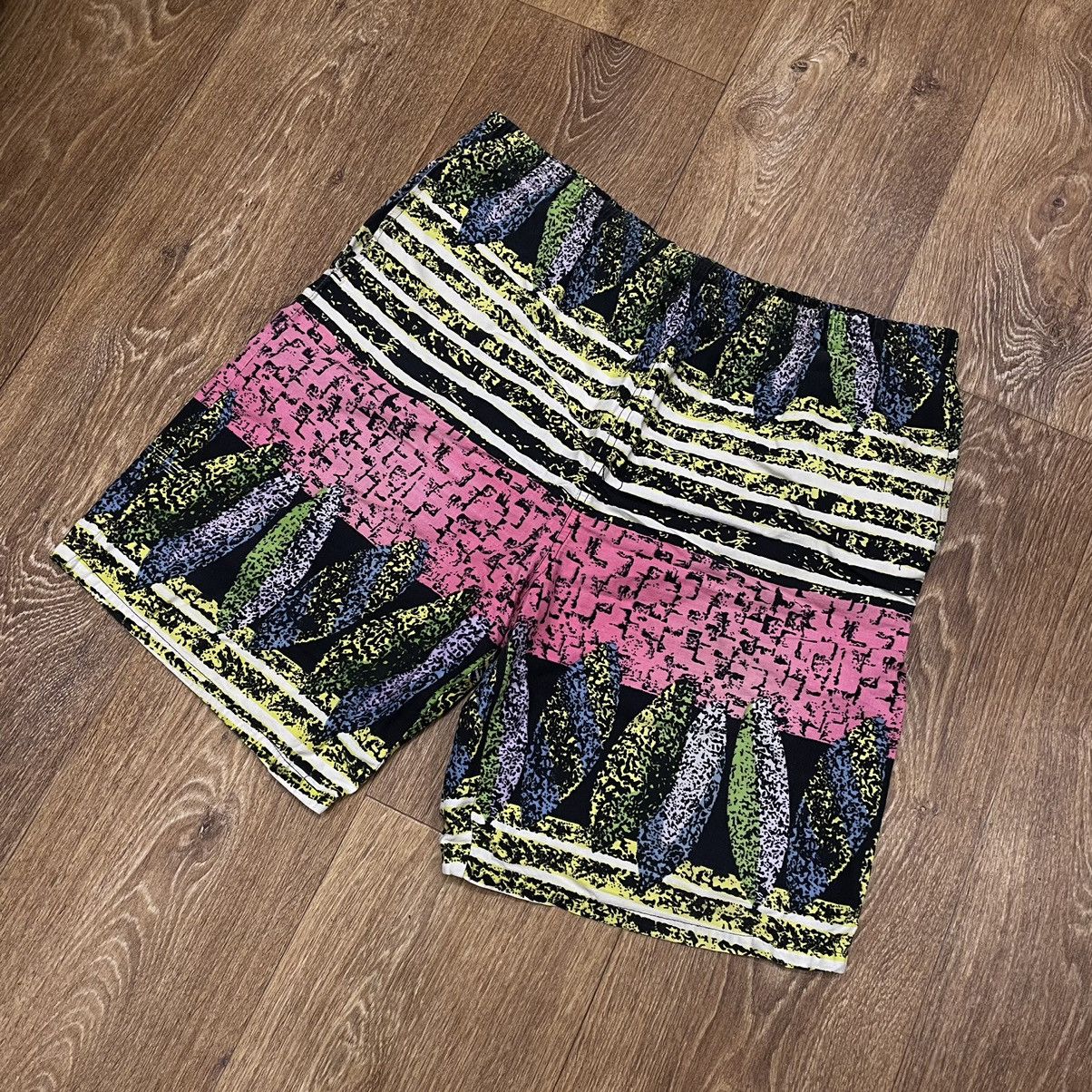Vintage 90s Shorts Y2K Art Hawaii Swim 34