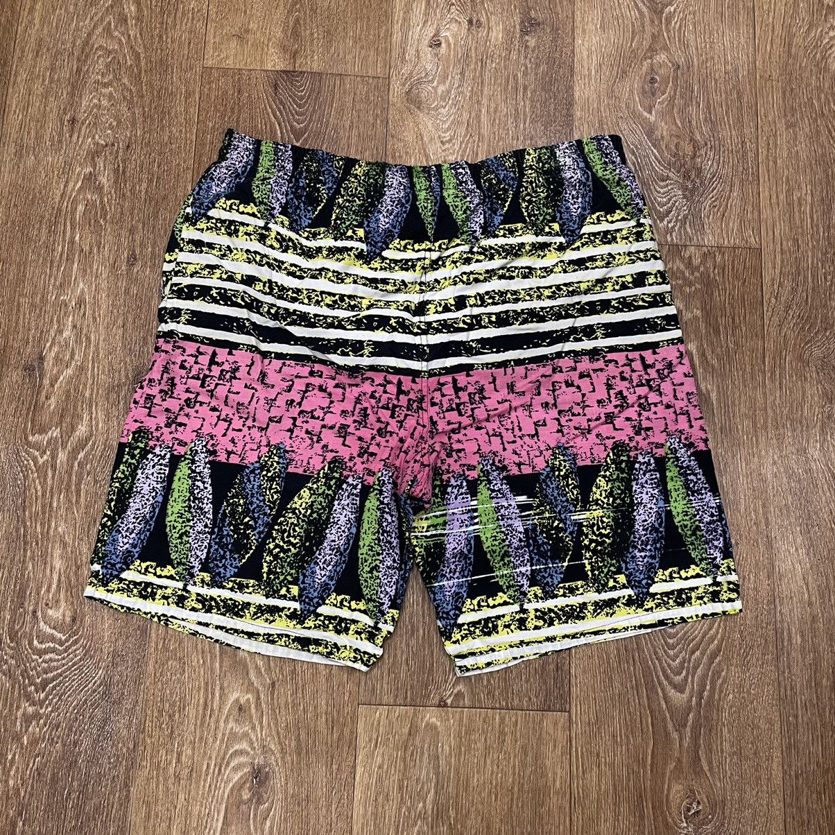 Vintage 90s Shorts Y2K Art Hawaii Swim 34