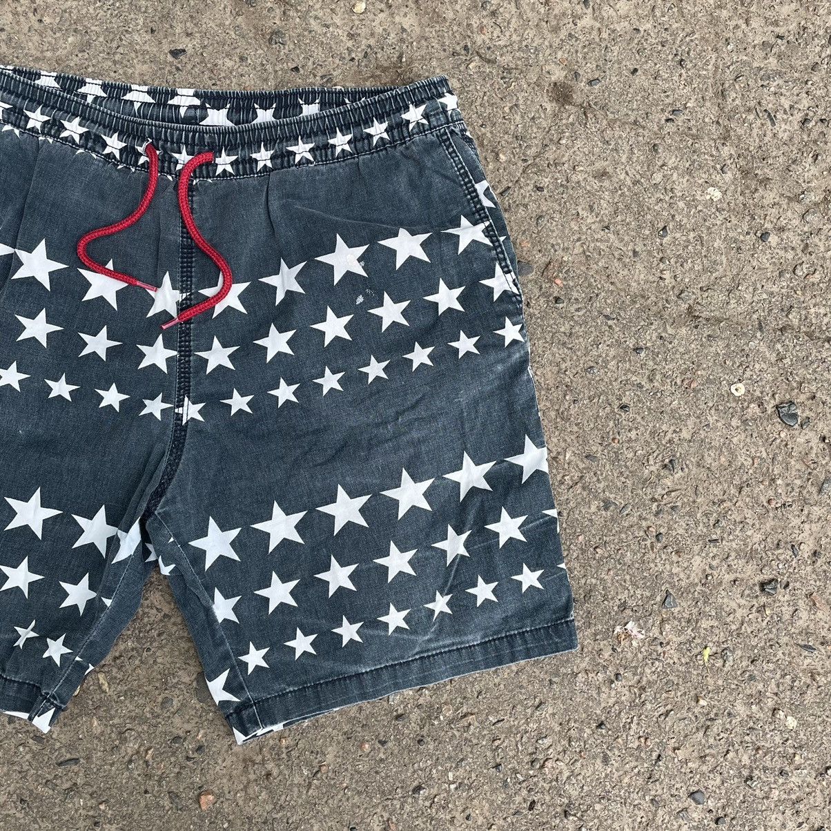 Vintage Vintage 90s All Over Star Print Shorts Americana Streetwear Size US 32 / EU 48 - 2 Thumbnail
