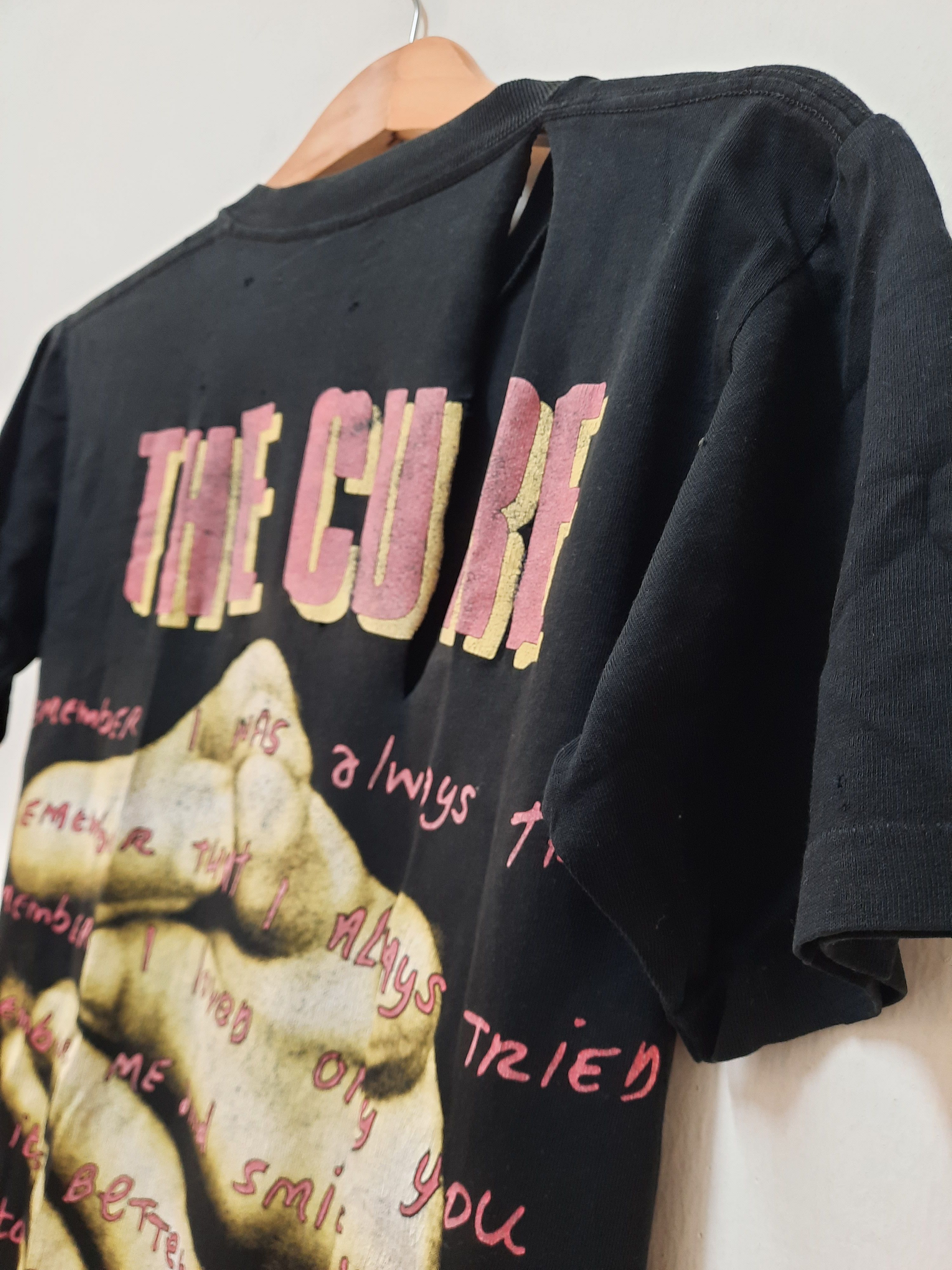 Band Tees VINTAGE THE CURE DISTRESSED DRY ROT CROPPED T SHIRT Size US S / EU 44-46 / 1 - 5 Thumbnail