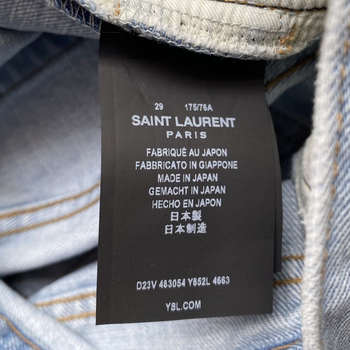 Saint Laurent Paris Fall 2017 Light Blue Slim Fit Jeans Size US 29 - 7 Thumbnail