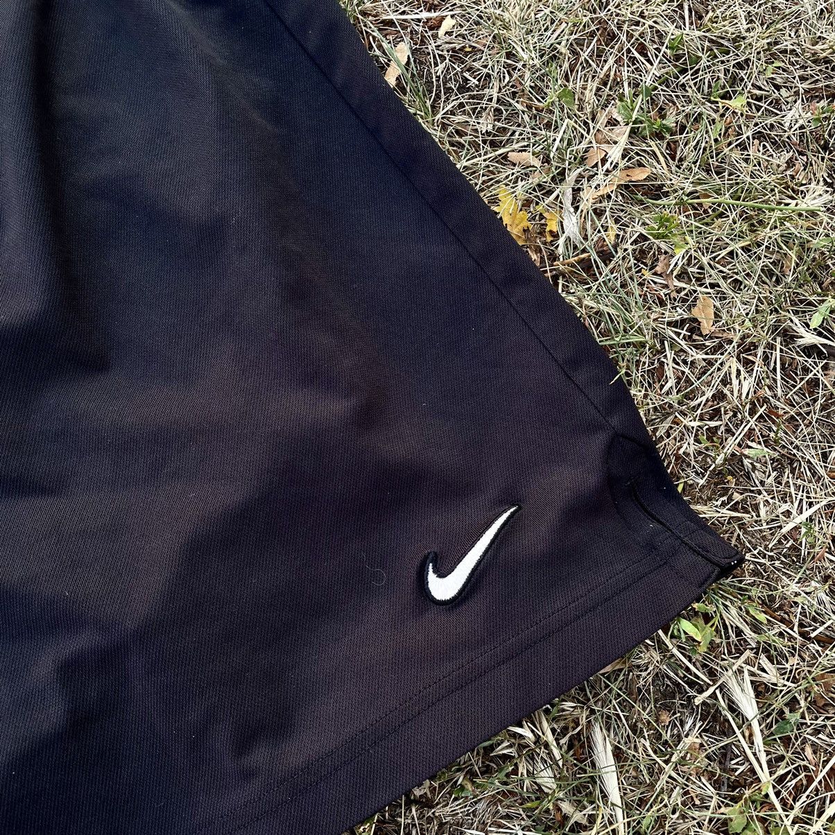 Vintage Vintage Nike Swoosh Shorts Y2K Streetwear Skate Oversized 34 Size US 34 / EU 50 - 2 Thumbnail