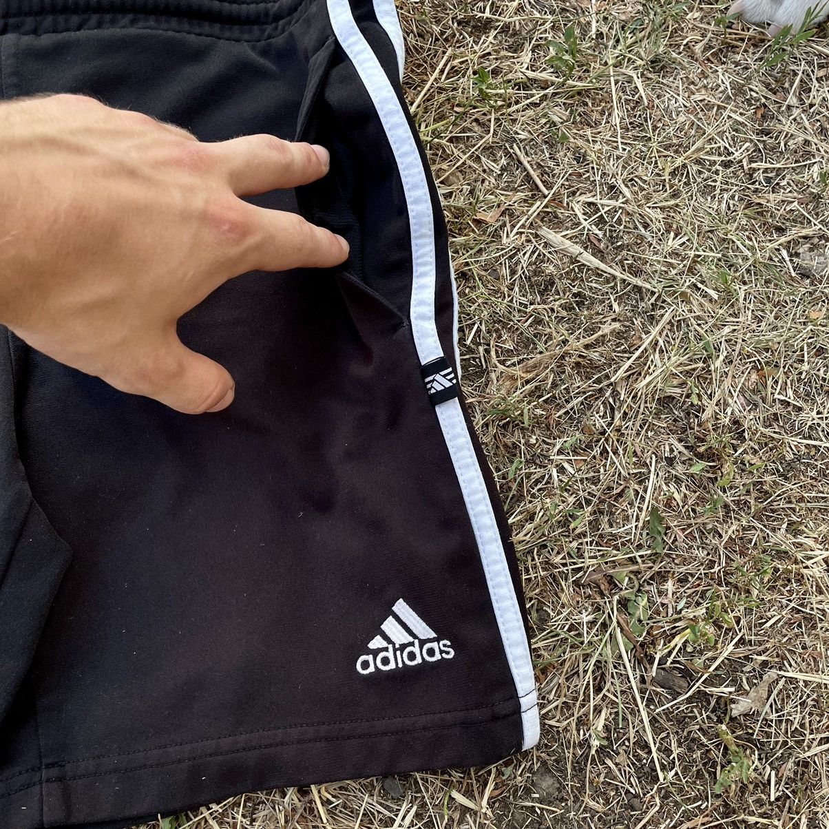 Vintage Vintage Adidas Three Stripe Shorts Y2K Streetwear Graphic M Size US 29 - 6 Thumbnail