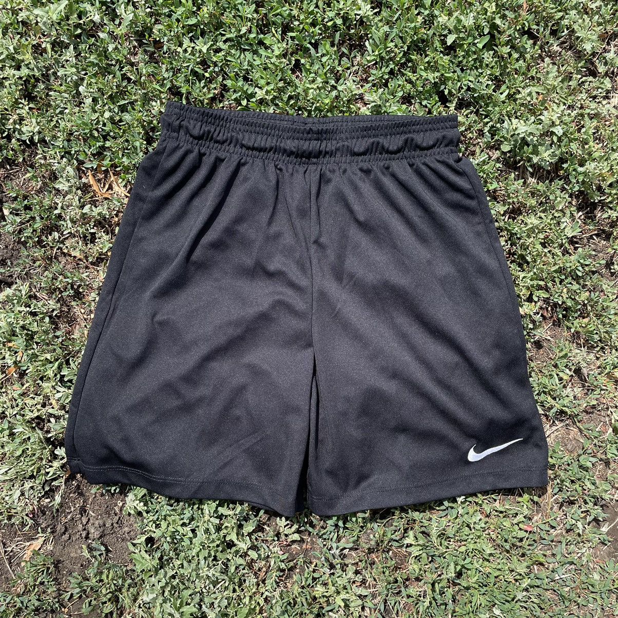 Vintage Vintage 90s Nike Swoosh Shorts Streetwear Skate Black 29 Size US 29 - 1 Thumbnail