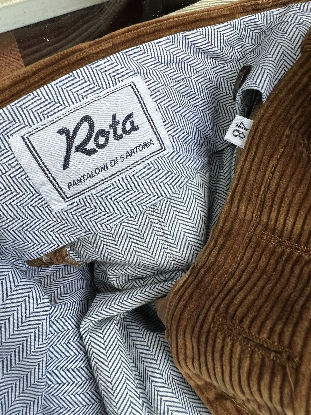 Rota Vintage Rota Pantaloni Di Sartoria Brown Corduroy Trouser Size US 31 - 19 Thumbnail