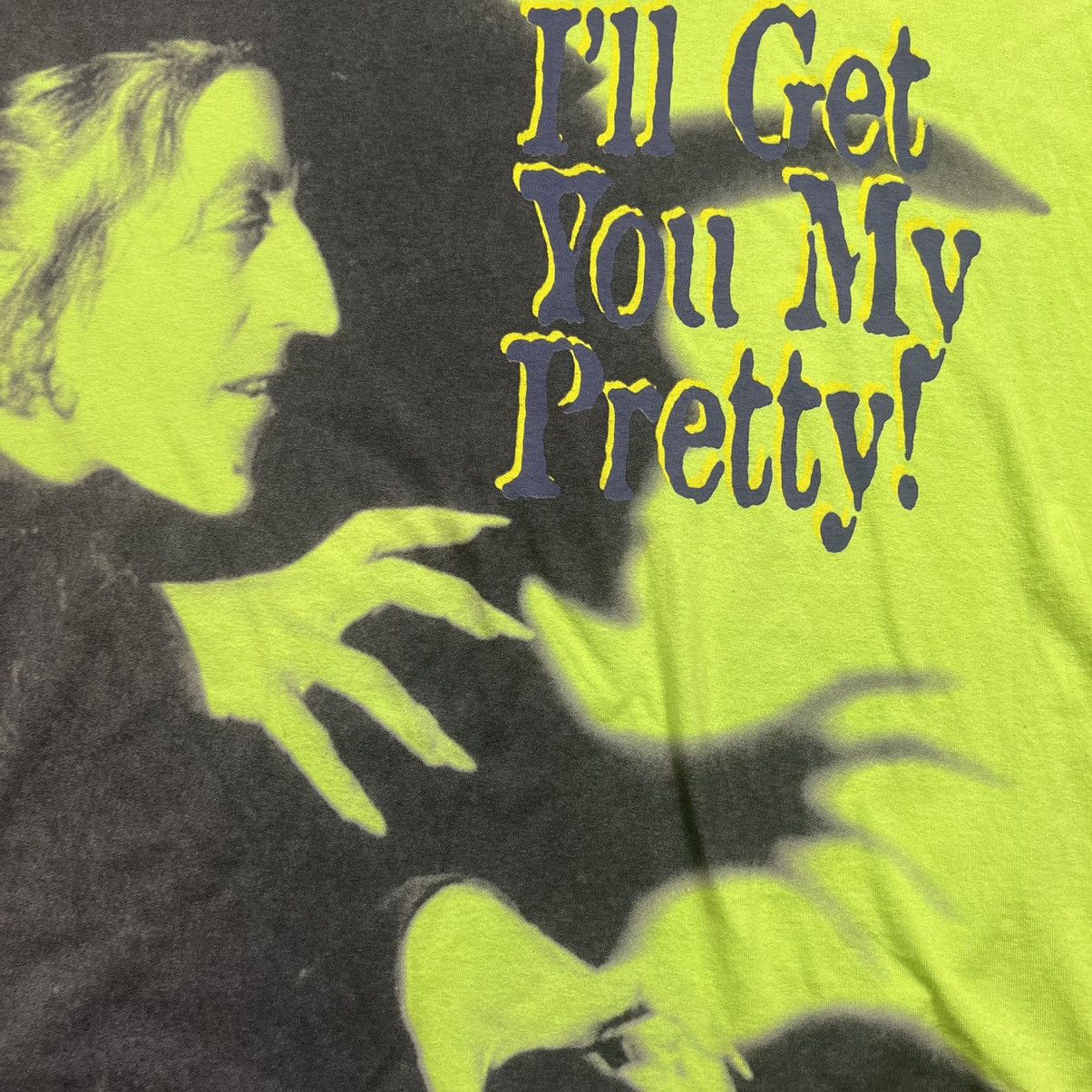 Vintage The Wizard of Oz Wicked Witch of The West shirt 1997 movie Size US XL / EU 56 / 4 - 1 Thumbnail