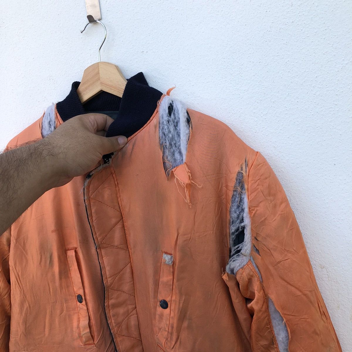 Avirex TRUE VINTAGE TRUE WORN AVIREX BOMBER JACKET Size US S / EU 44-46 / 1 - 14 Thumbnail