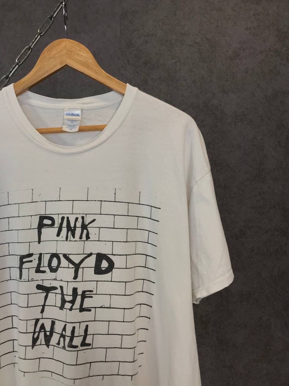 Band Tees Pink Floyd 2010 vintage rock band tee Size US XL / EU 56 / 4 - 2 Thumbnail
