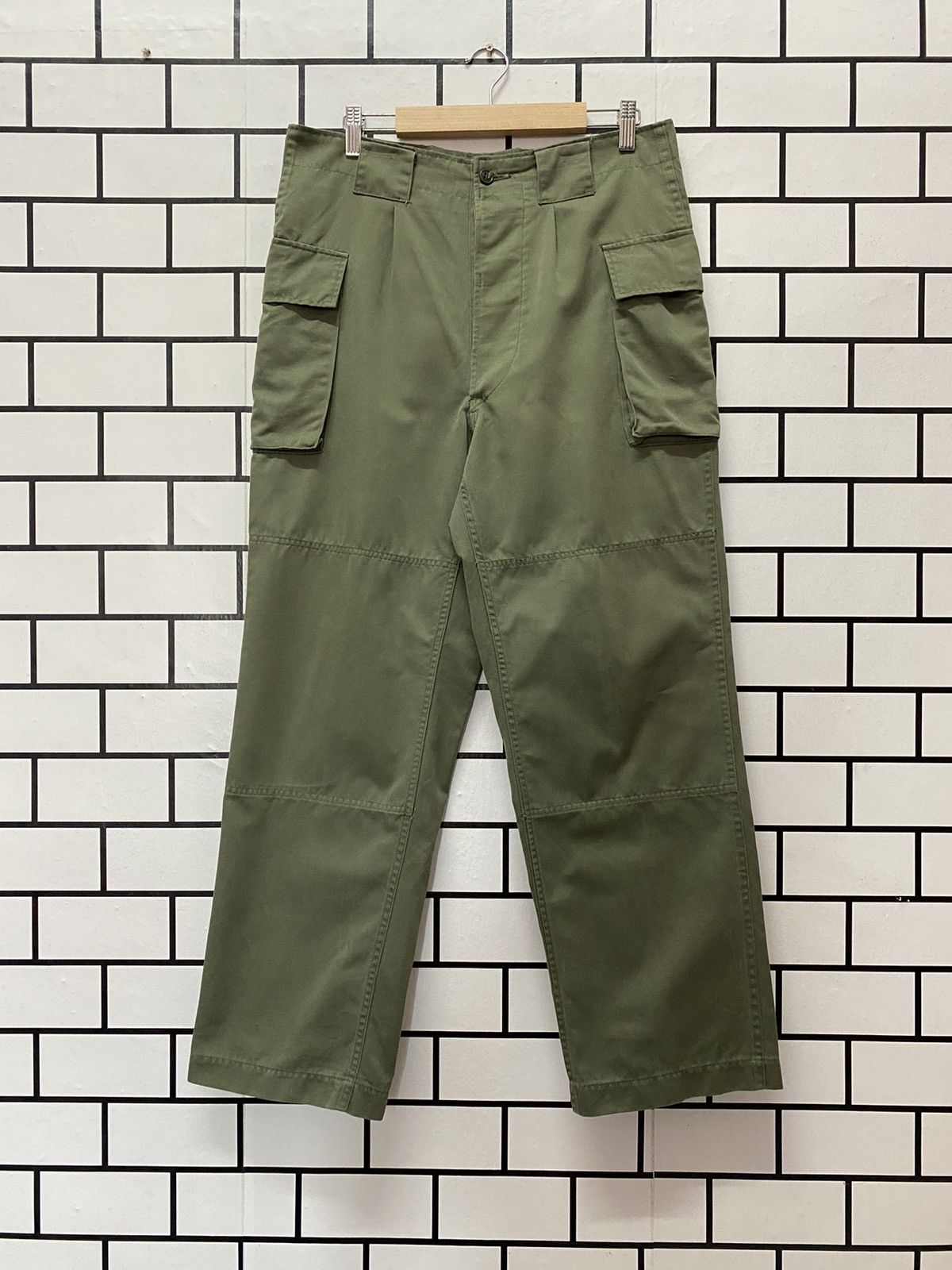 Vintage Vintage Military Cargo Combat Monkey Pants Size US 32 / EU 48 - 1 Thumbnail