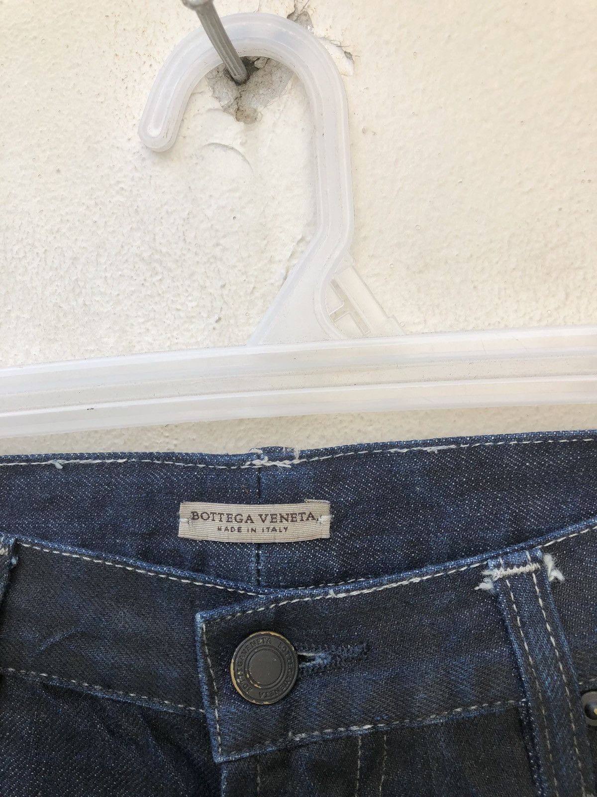 Bottega Veneta The Iconic Bottega Veneta Made in Italy Waxed Denim Jeans Size US 36 / EU 52 - 8 Thumbnail