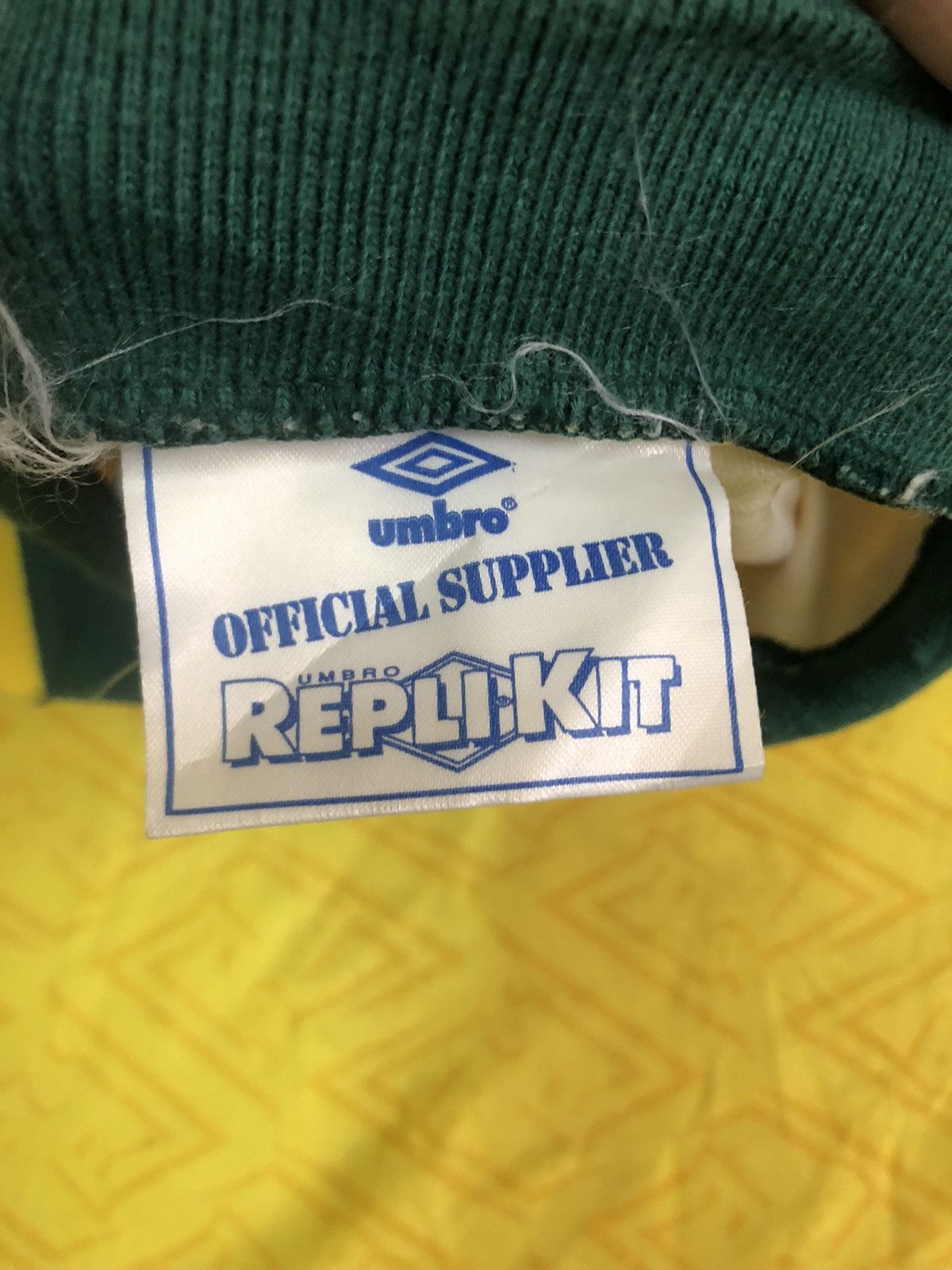 Vintage Vintage 1991/92 Brasil Soccer Jersey Size US M / EU 48-50 / 2 - 4 Thumbnail