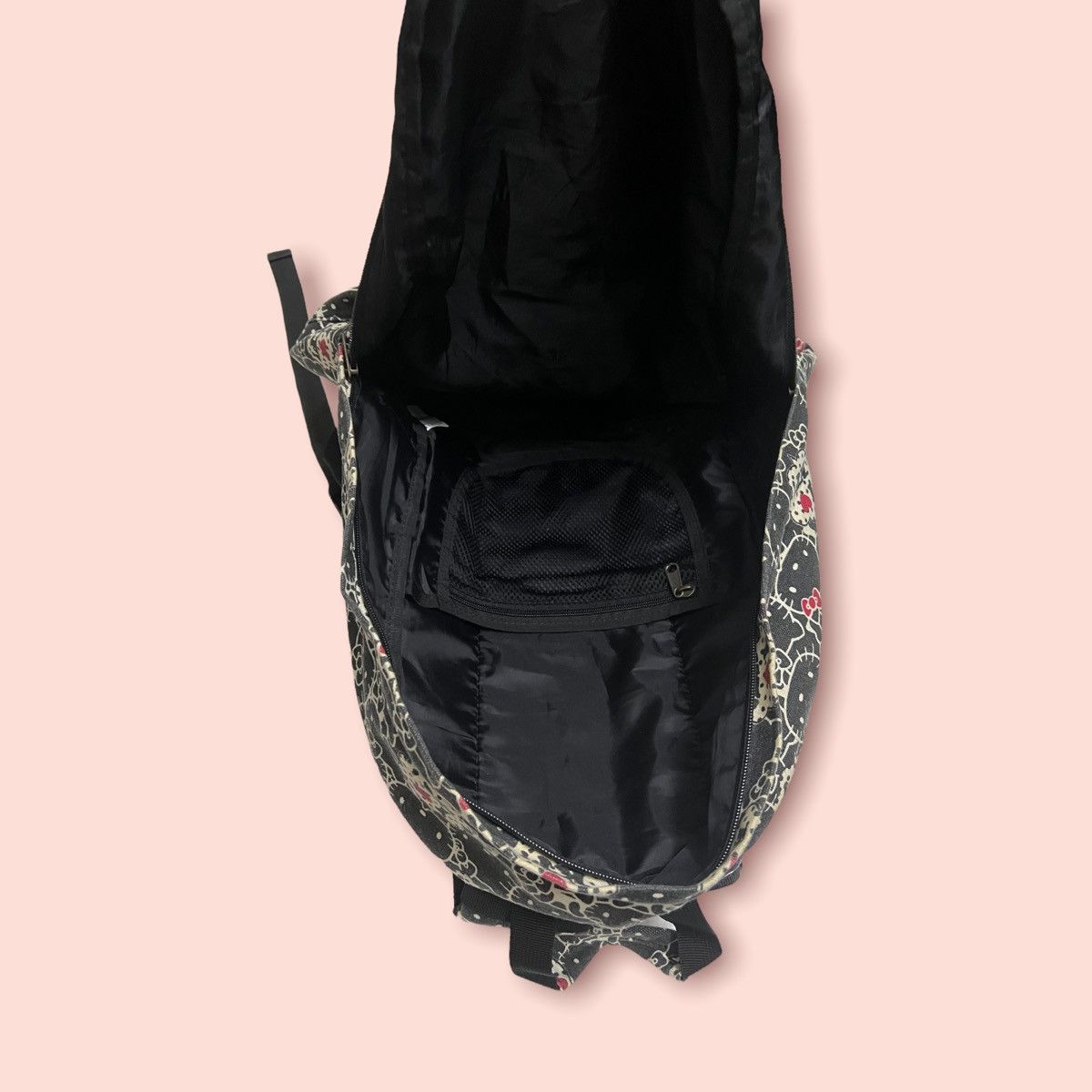 Cartoon Network × Japanese Brand RARE COLLABORATION HELLO KITTY X ECOM FULLPRINTED BACKPACK Size ONE SIZE - 9 Thumbnail