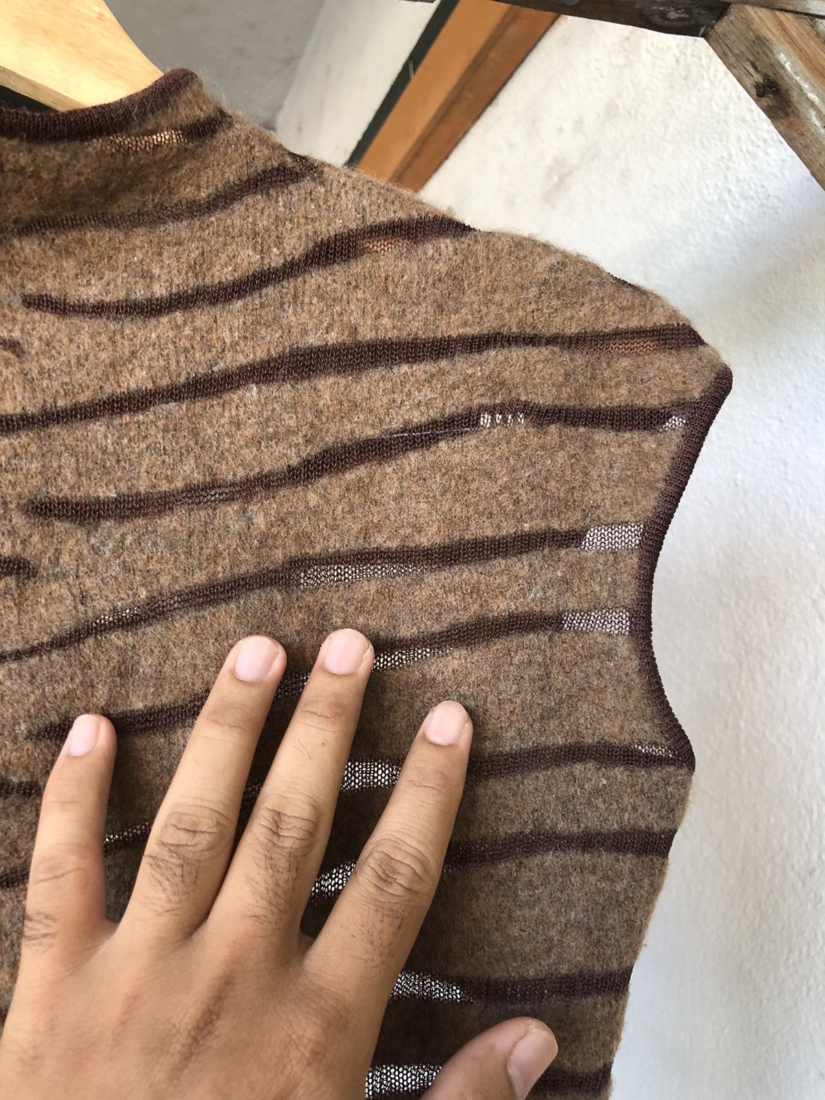 Vintage Vintage Yves Saint Laurent Tiger Stripe Crop Top Size M / US 6-8 / IT 42-44 - 9 Thumbnail
