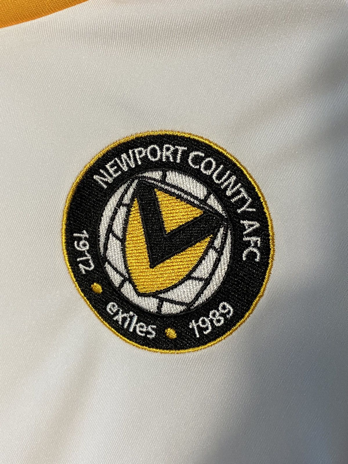 Macron Vintage Macron Newport county Soccer Football Jersey Size US XXL / EU 58 / 5 - 2 Thumbnail