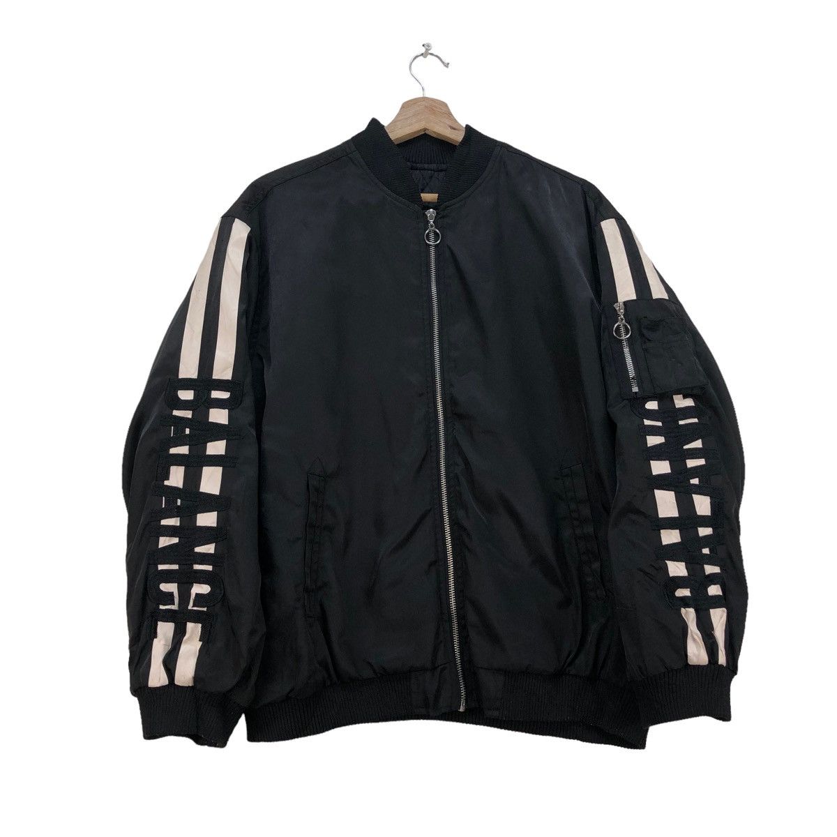 Japanese Brand Japanese Brand Spray Premium Bomber Jacket Size L / US 10 / IT 46 - 1 Thumbnail