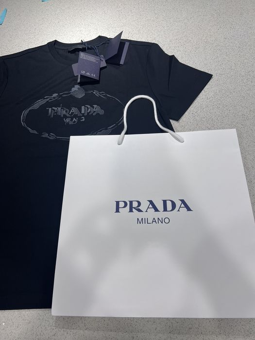 Prada girocollo best sale t shirt