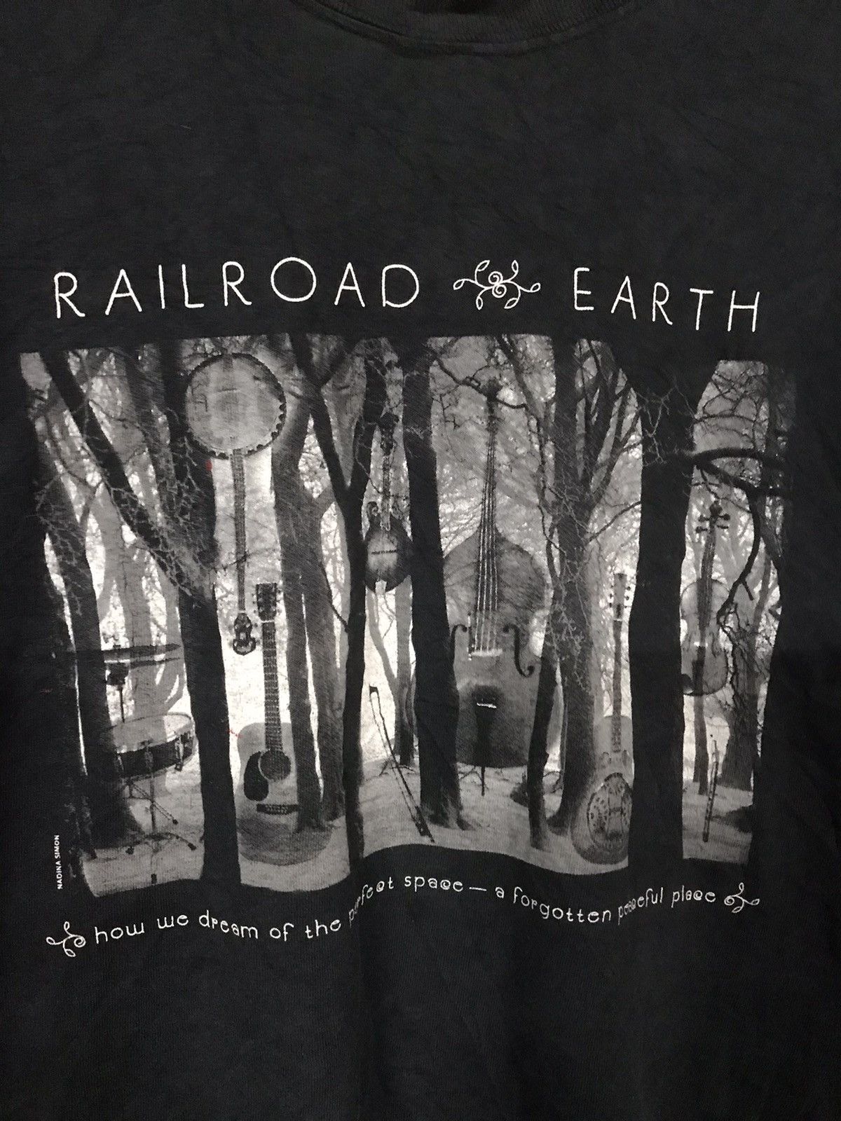 Band Tees Railroad Earth Tshirt Short Sleeve Crewneck Pullover Size US L / EU 52-54 / 3 - 3 Thumbnail