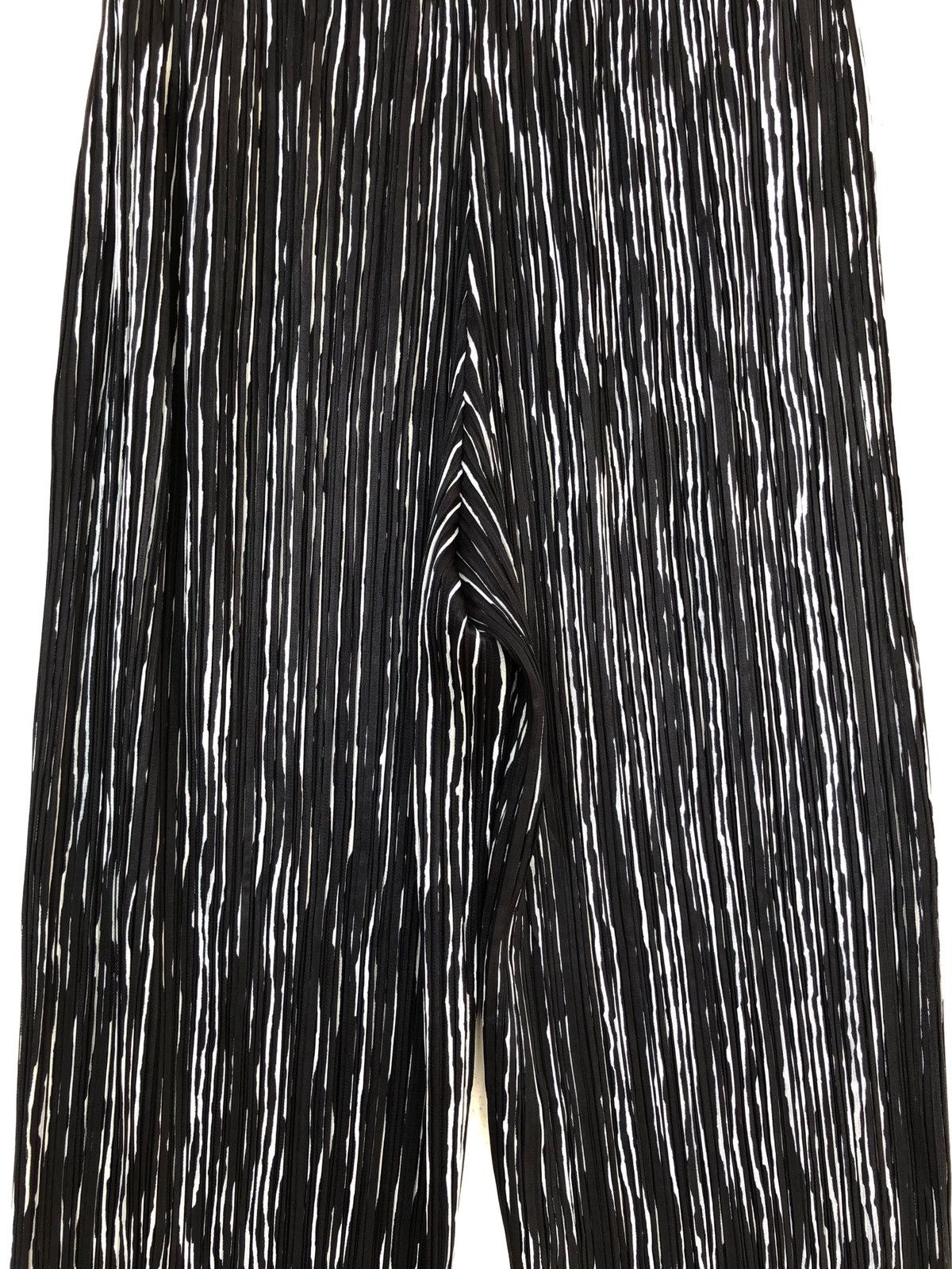 Pleats Please Issey Miyake GRAIL🔥OG Miyake Pleats Please ☔️ Drop Pleated Pants Size US 30 / EU 46 - 1 Thumbnail