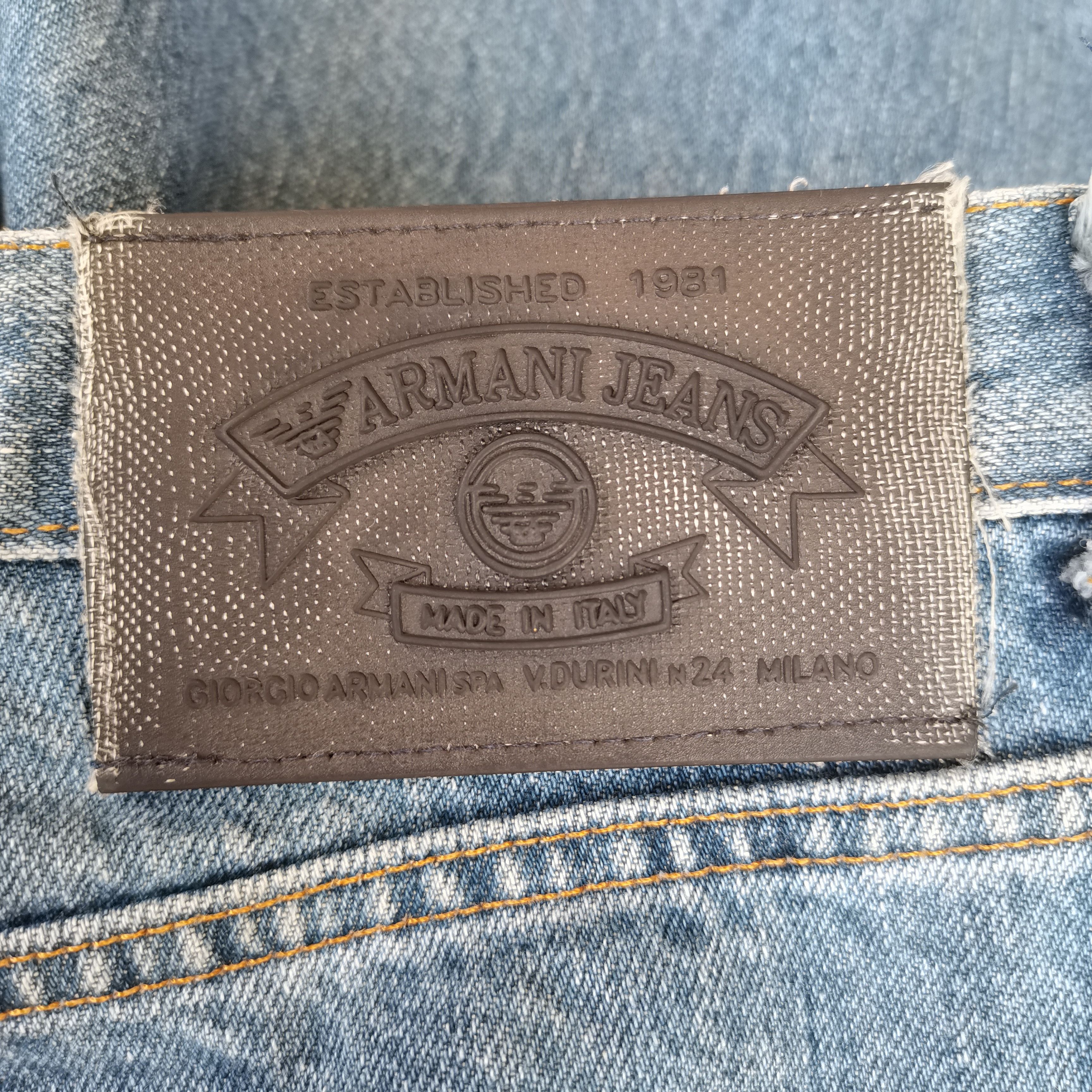Armani Send Offer🔥Vintage ARMANI JEANS Denim Pants Made In ITALY Size US 31 - 9 Thumbnail