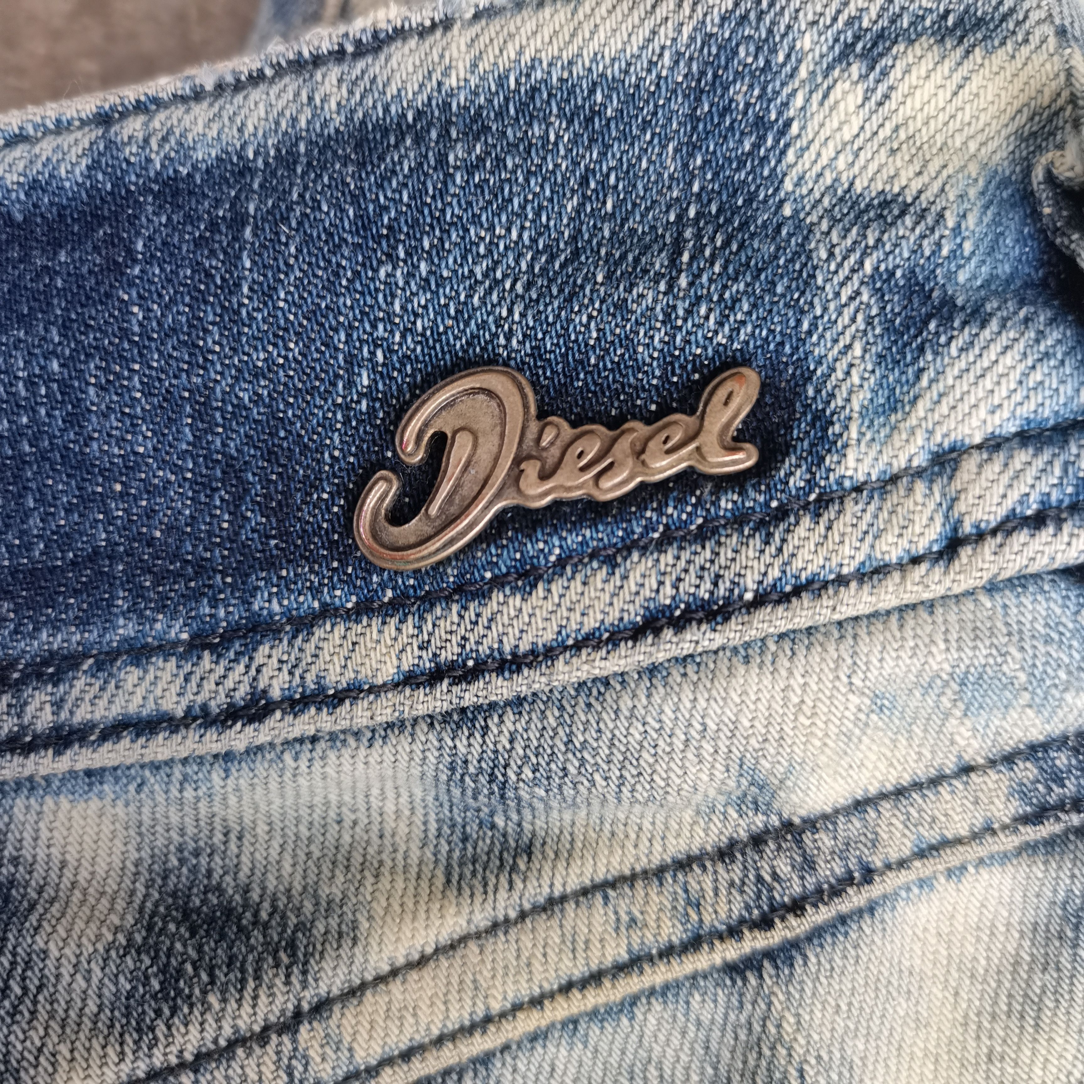 Diesel × Vintage Vintage🔥Diesel Trashed Acid Wash Denim Pants Made In ITALY Size 28" / US 6 / IT 42 - 9 Thumbnail