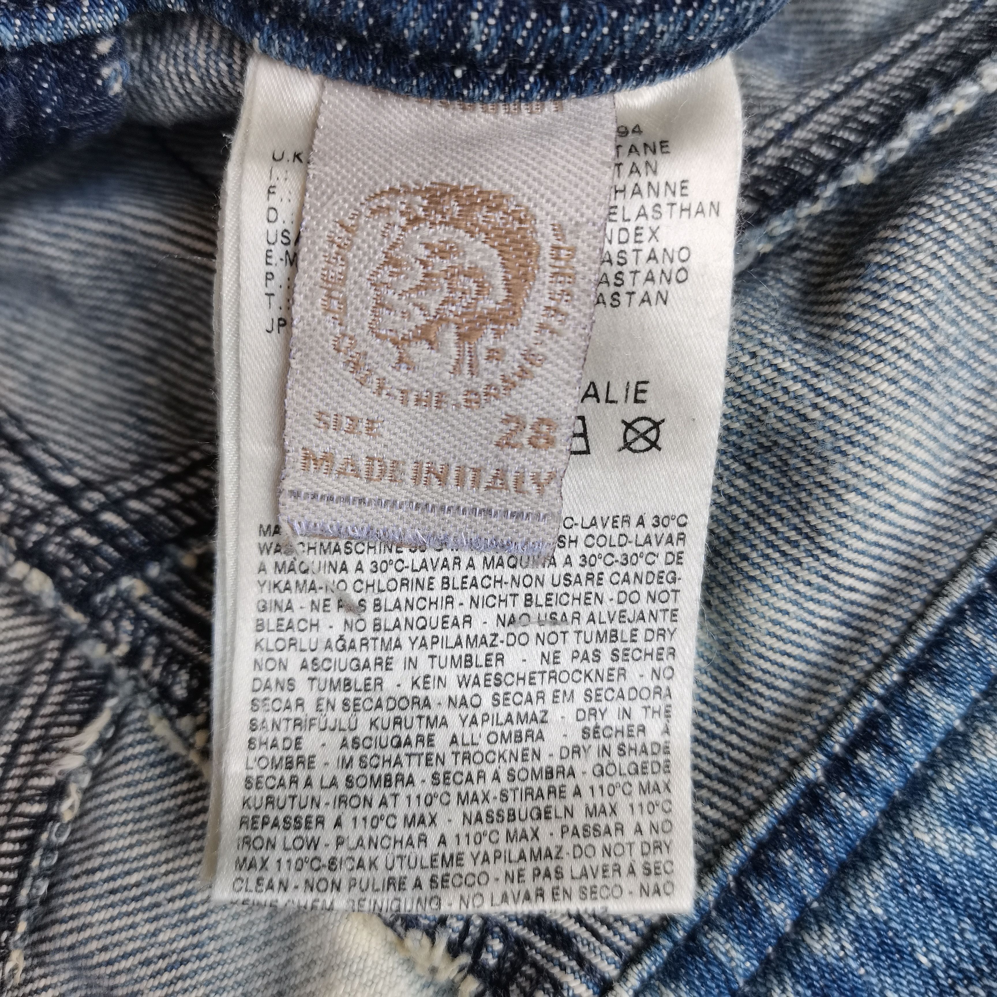 Diesel × Vintage Vintage🔥Diesel Trashed Acid Wash Denim Pants Made In ITALY Size 28" / US 6 / IT 42 - 15 Thumbnail