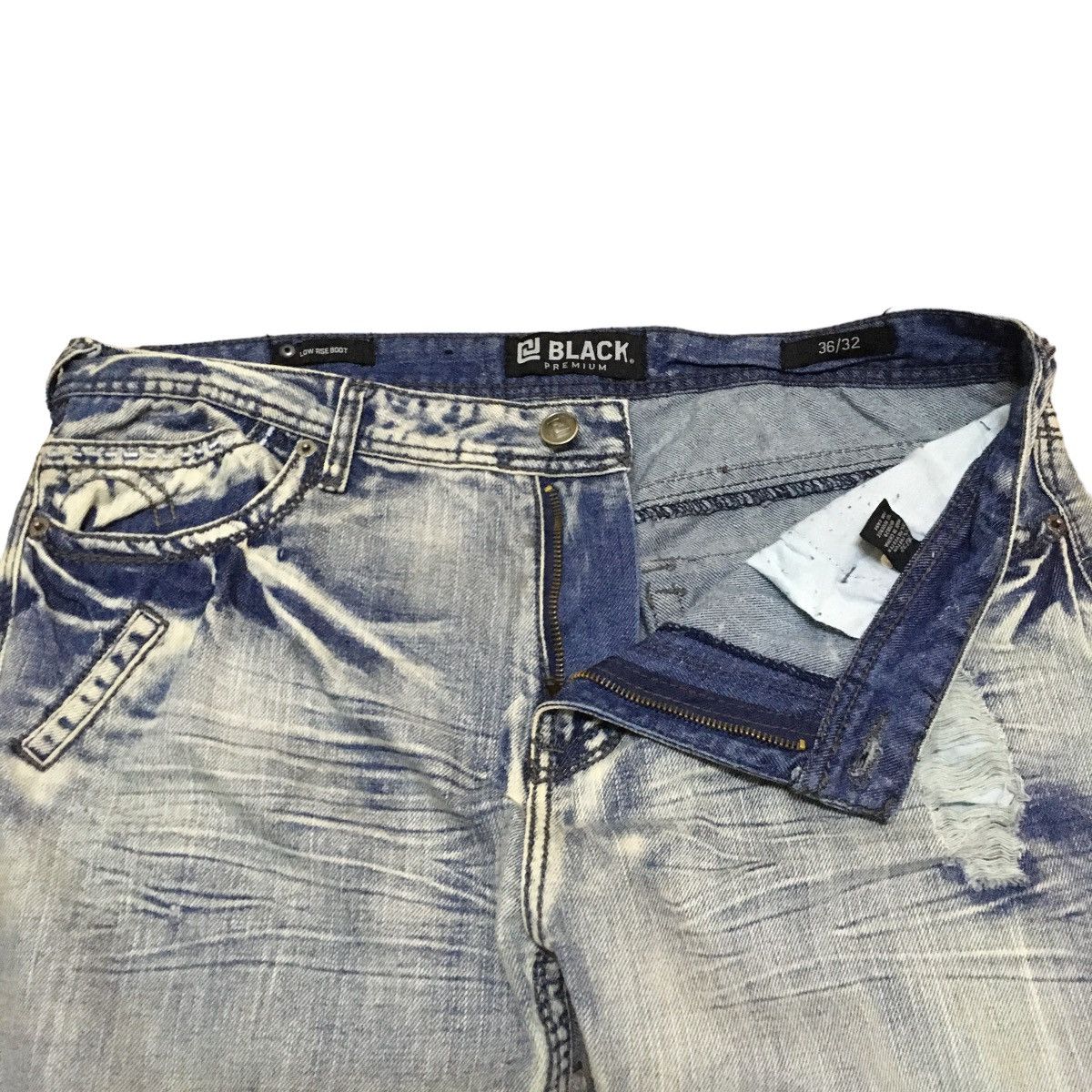 Designer × Vintage Rare Design Vintage Brand Black Distressed Jeans 2000s Size US 36 / EU 52 - 6 Thumbnail