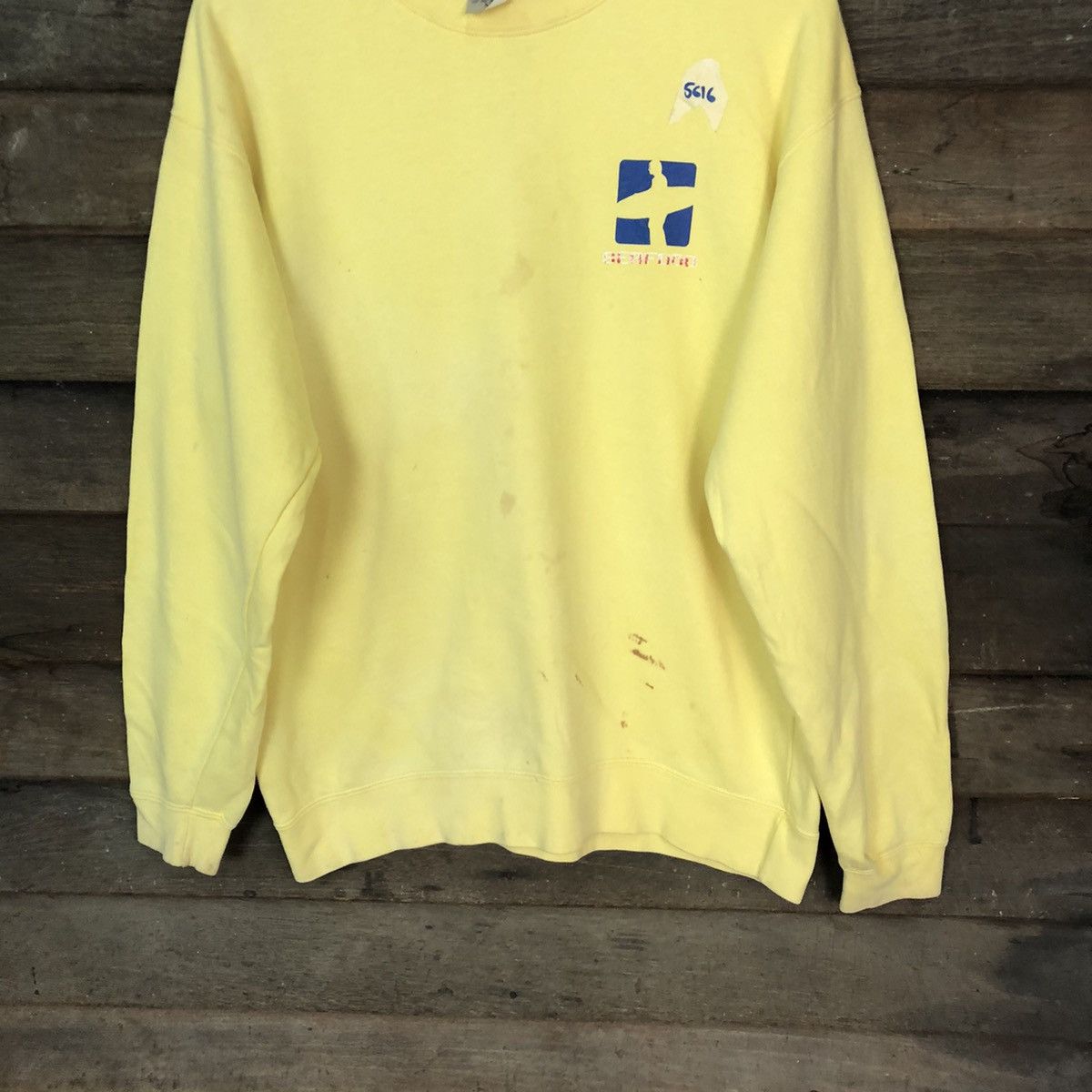 Vintage Seafood surf vintage Yellow Sweatshirt #5616 Size US M / EU 48-50 / 2 - 5 Thumbnail