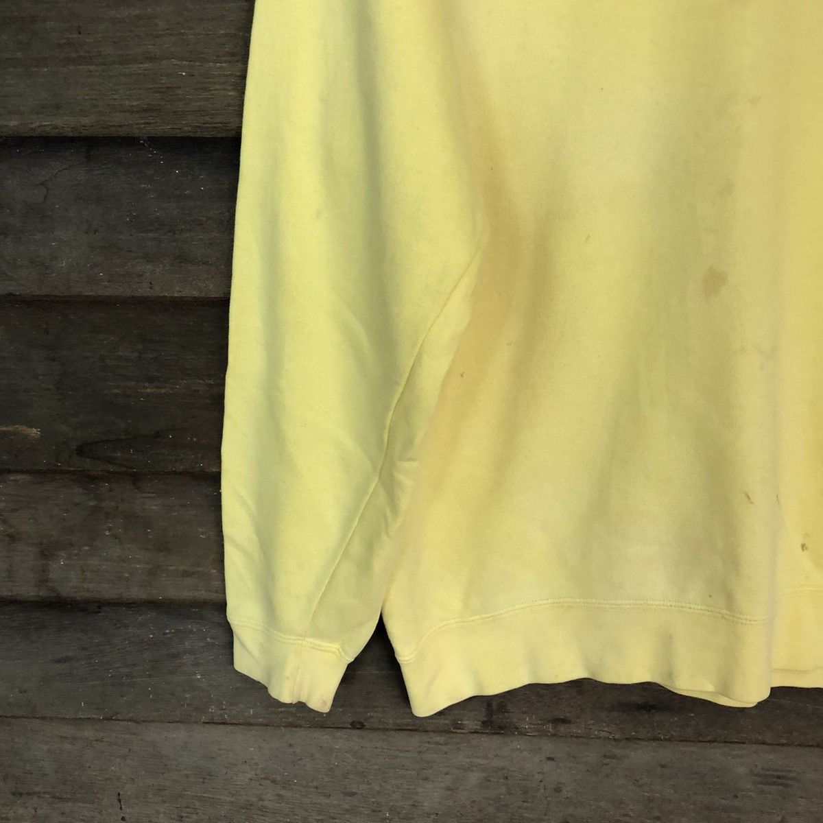 Vintage Seafood surf vintage Yellow Sweatshirt #5616 Size US M / EU 48-50 / 2 - 6 Thumbnail