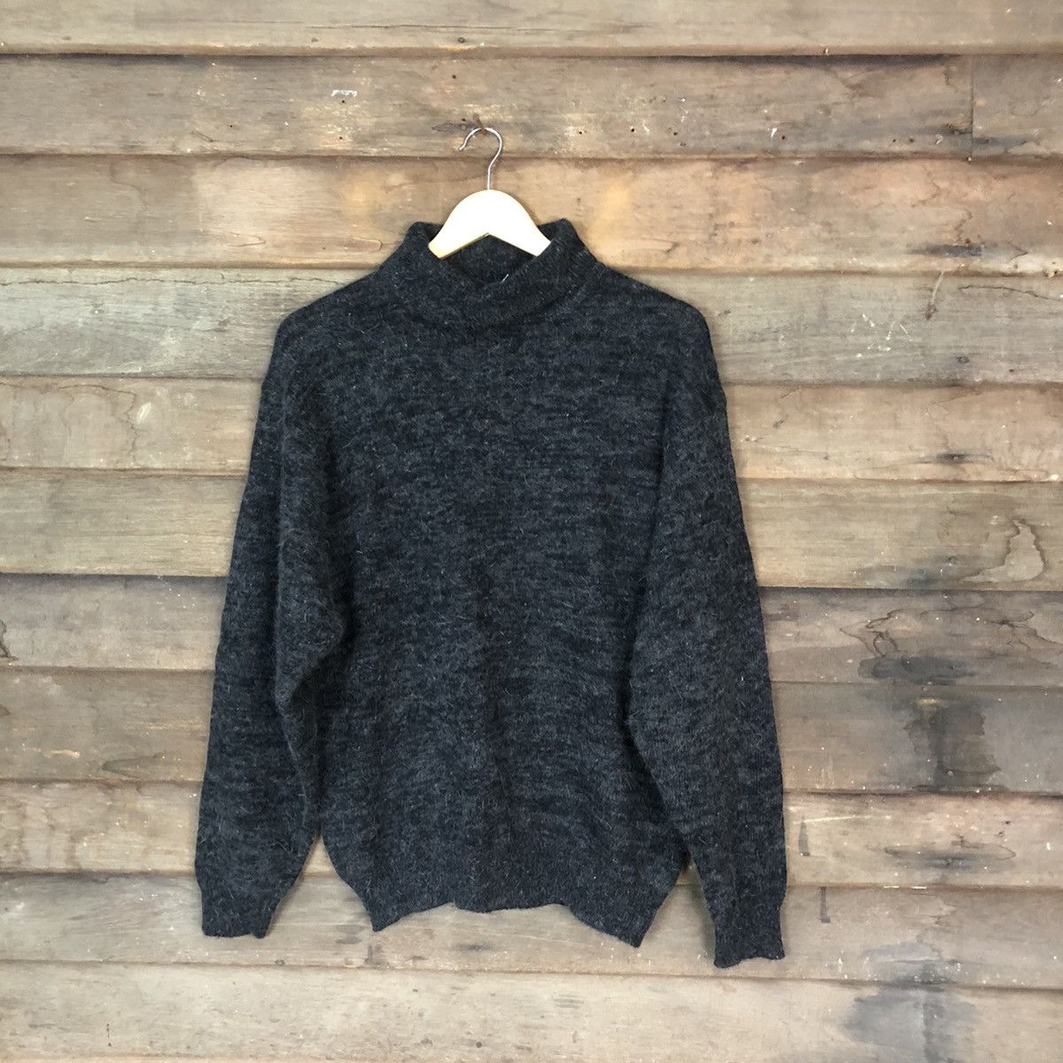 image of Vintage X-9 Black Shag Shaggy Fur Mohair Knitwear 5531, Men's (Size Large)