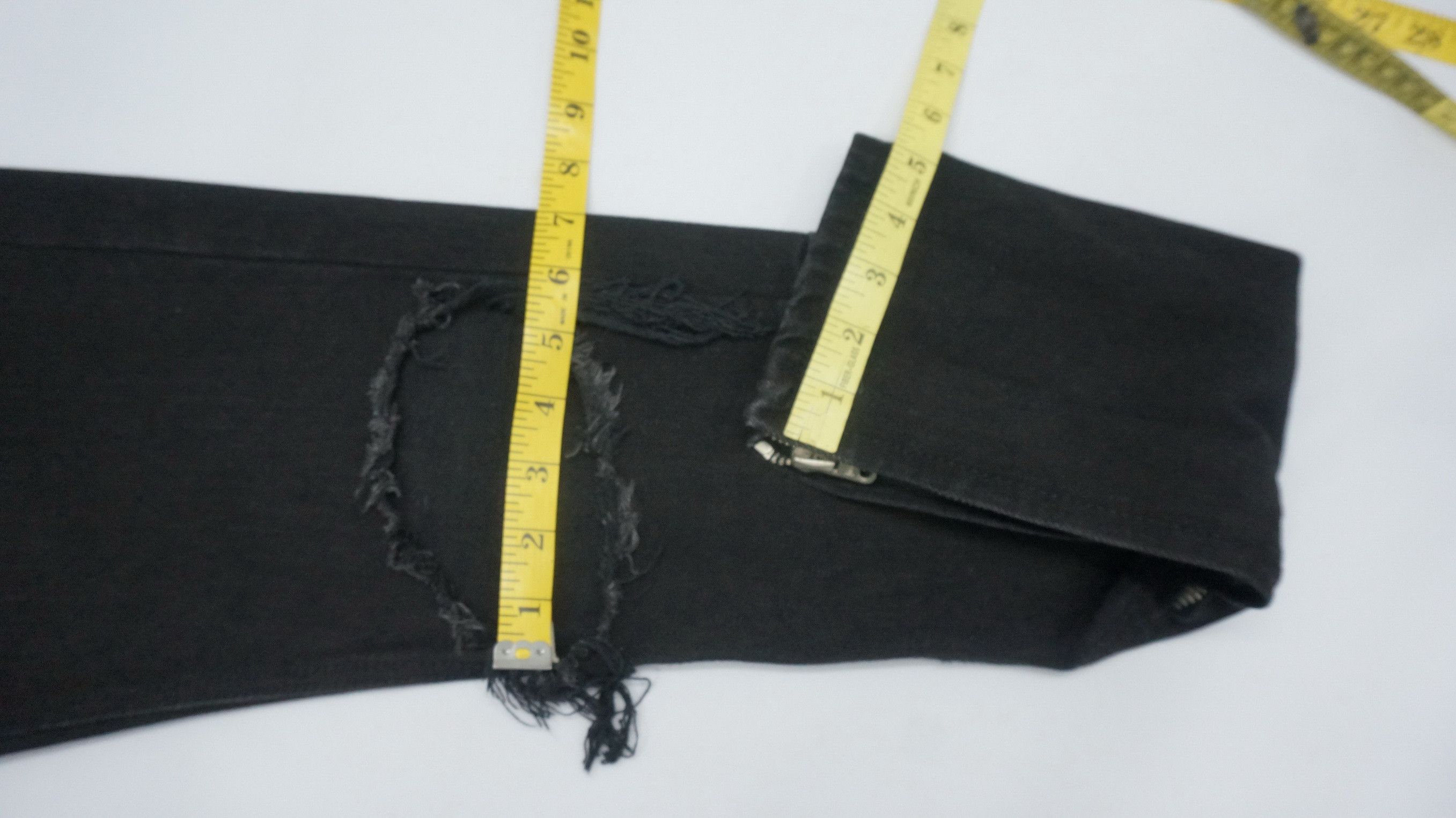 MNML 🔥 MNML Blown Knee Black Crash Denim Size US 29 - 14 Thumbnail