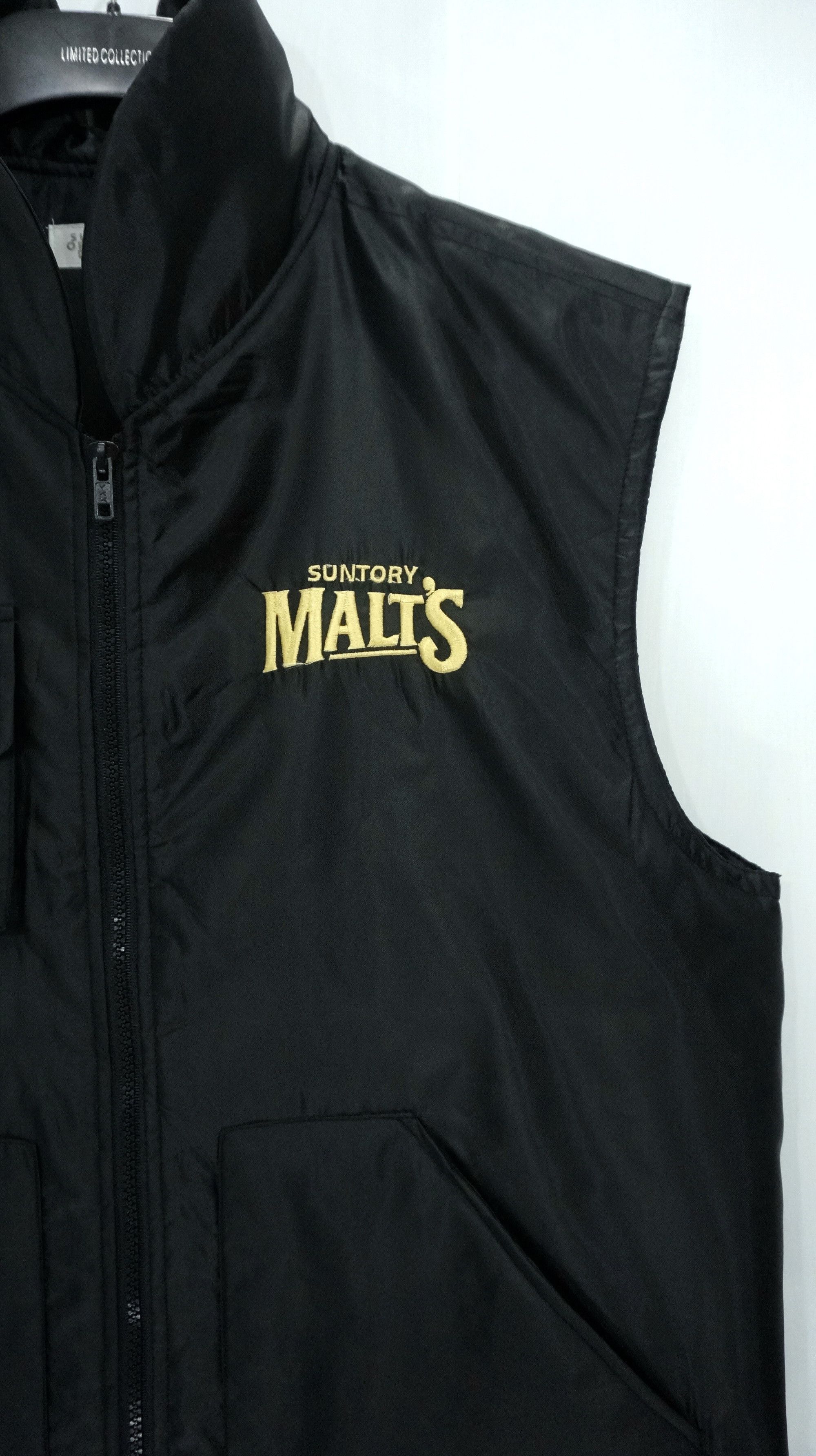 Japanese Brand SUNTORY Light Padded High Neck Black Nylon Vest Size US L / EU 52-54 / 3 - 5 Thumbnail