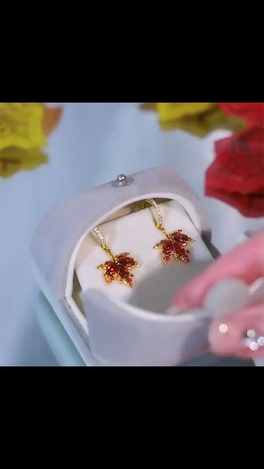 Jewelry Crystal Zircon Red Maple Leaf Earrings Size ONE SIZE - 3 Thumbnail