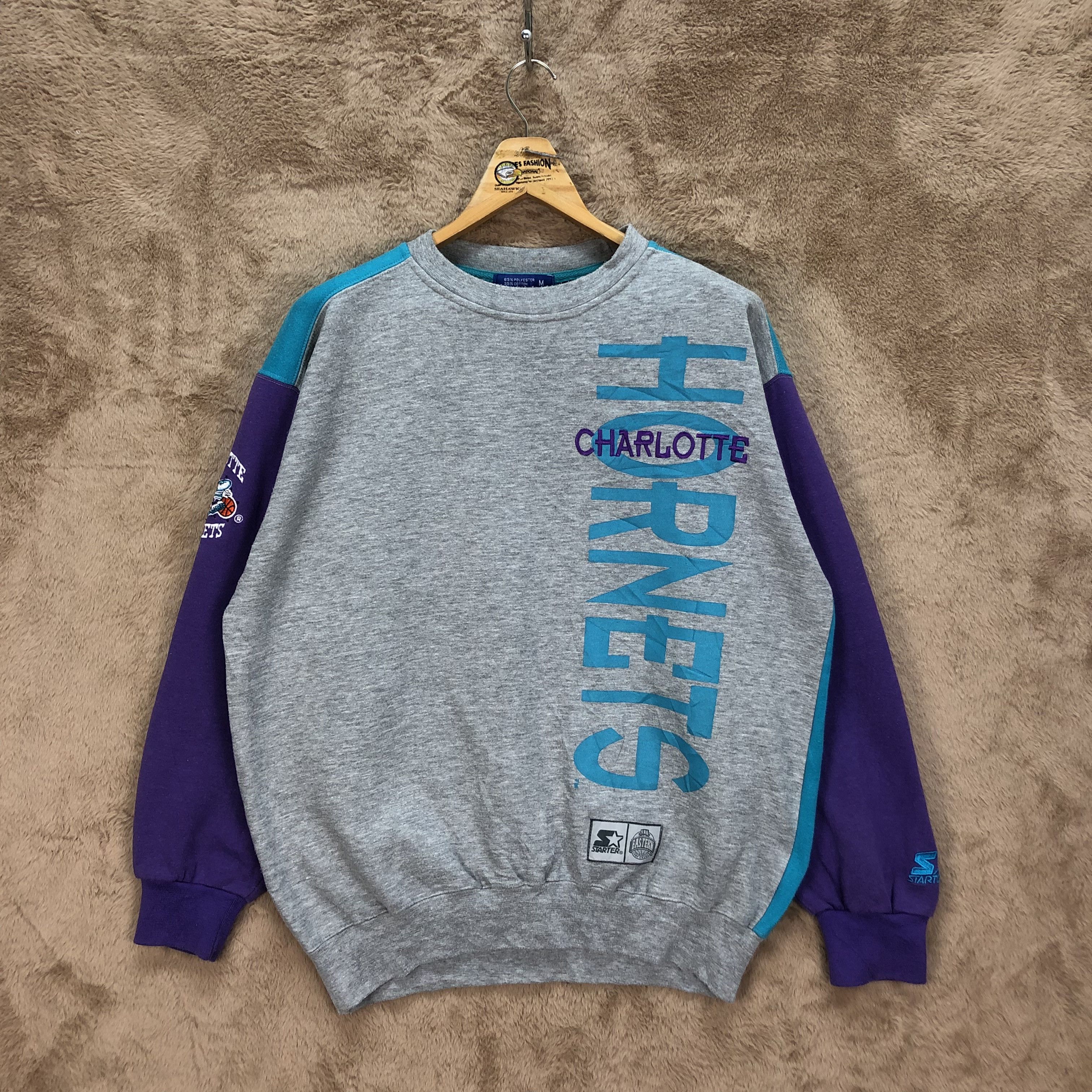 image of Nba Charlotte Hornets Sweatshirts 5147-176, Men's (Size Medium)