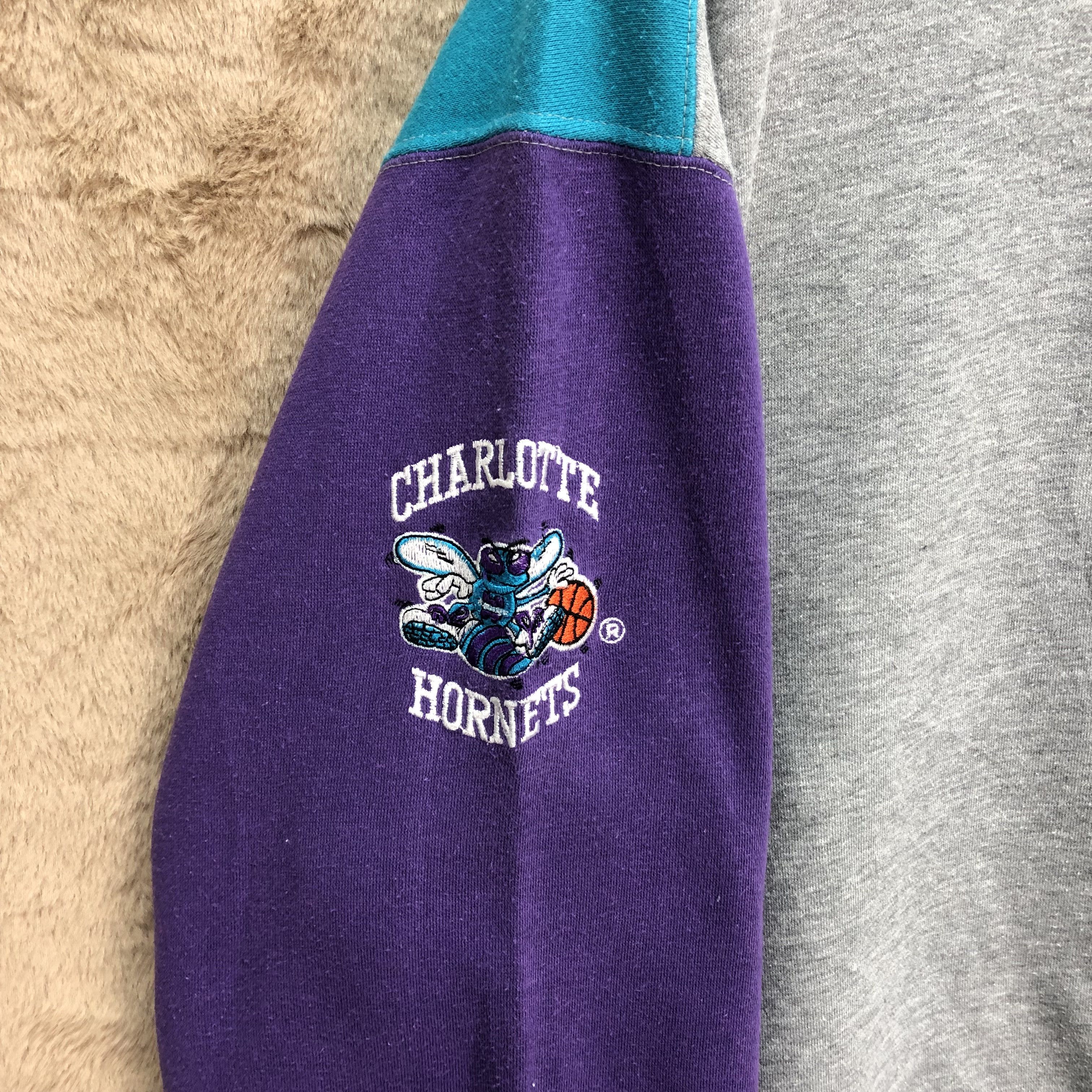 NBA STARTER NBA CHARLOTTE HORNETS SWEATSHIRTS #5147-176 Size US M / EU 48-50 / 2 - 7 Thumbnail