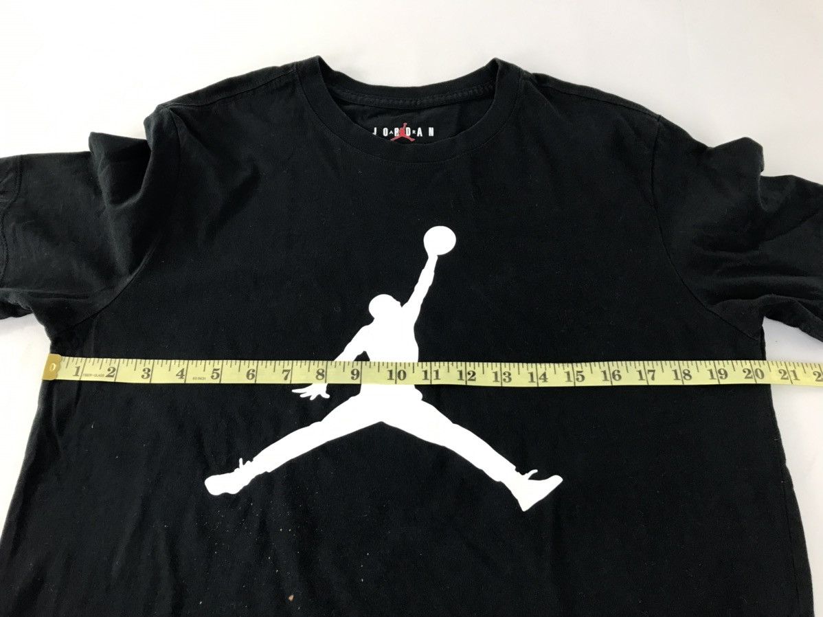 Jordan Brand Air Jordan Brand Standard Fit Tee T-shirt Big Logo Printed Size US L / EU 52-54 / 3 - 10 Thumbnail