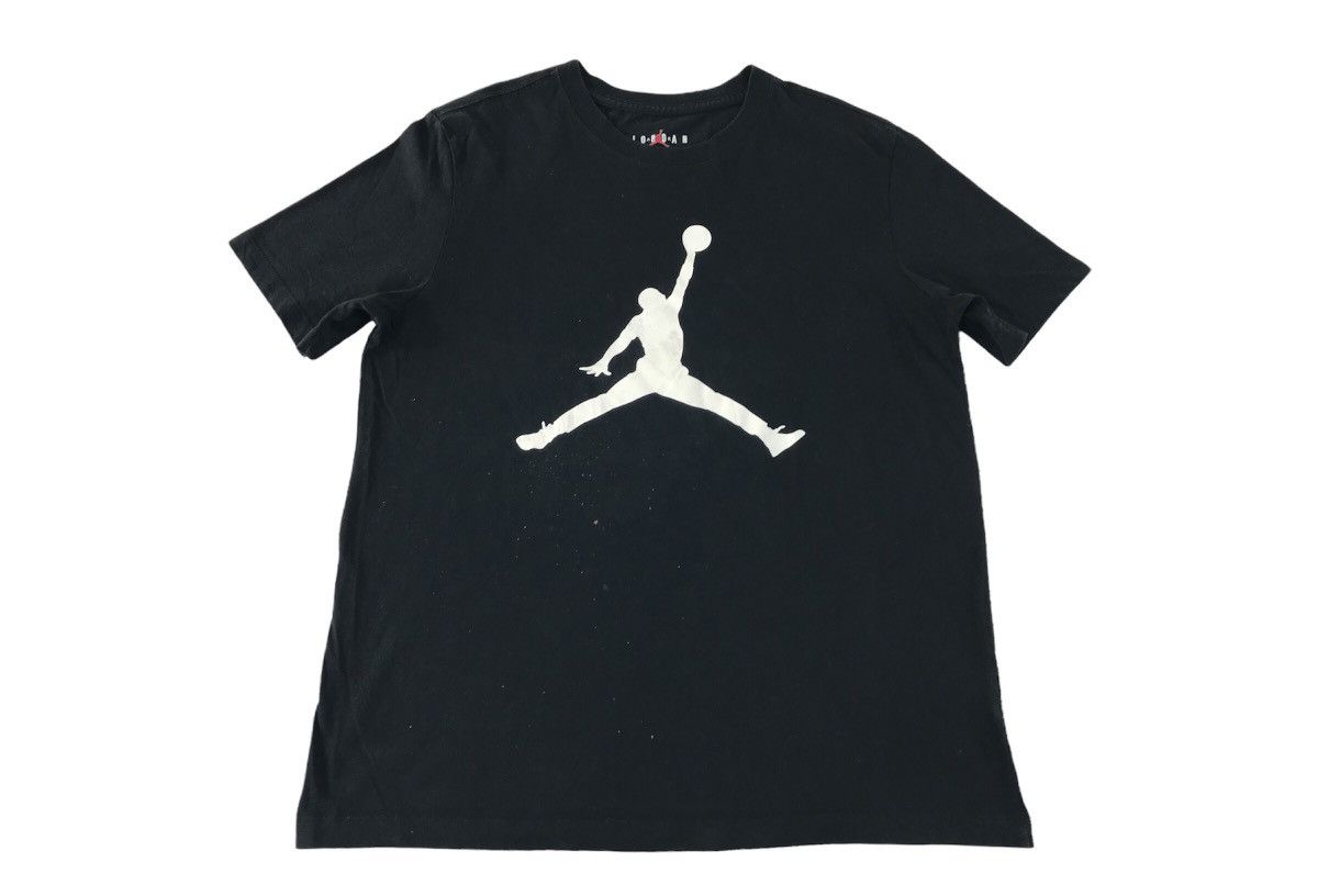 Jordan Brand Air Jordan Brand Standard Fit Tee T-shirt Big Logo Printed Size US L / EU 52-54 / 3 - 1 Thumbnail