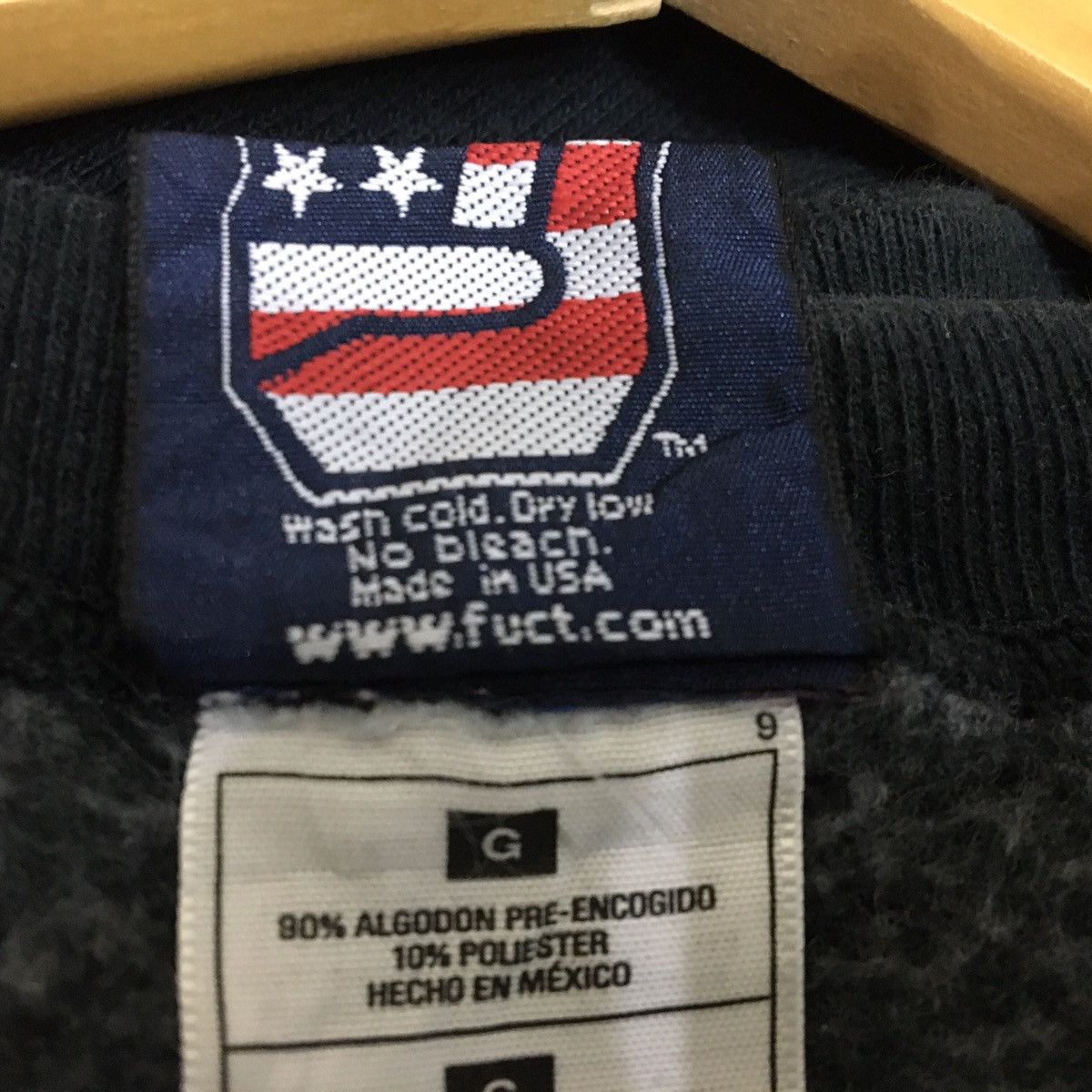 FUCT Rare! Vintage FUCT Crewneck Sweatshirt Skateboard Fashion Size US L / EU 52-54 / 3 - 7 Thumbnail