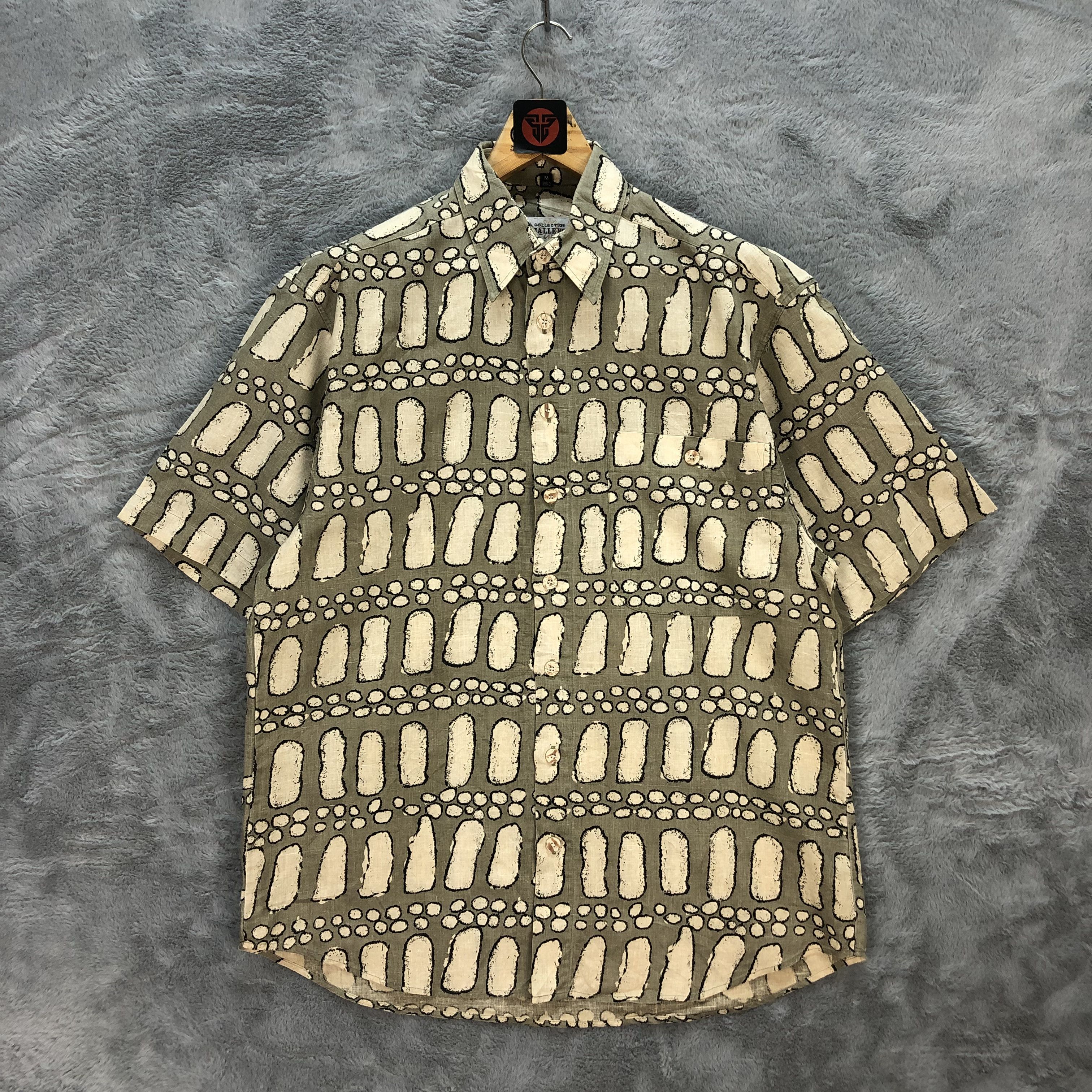 Vintage Vintage Printed Button Ups Shirts #6334-63 Size US M / EU 48-50 / 2 - 1 Thumbnail