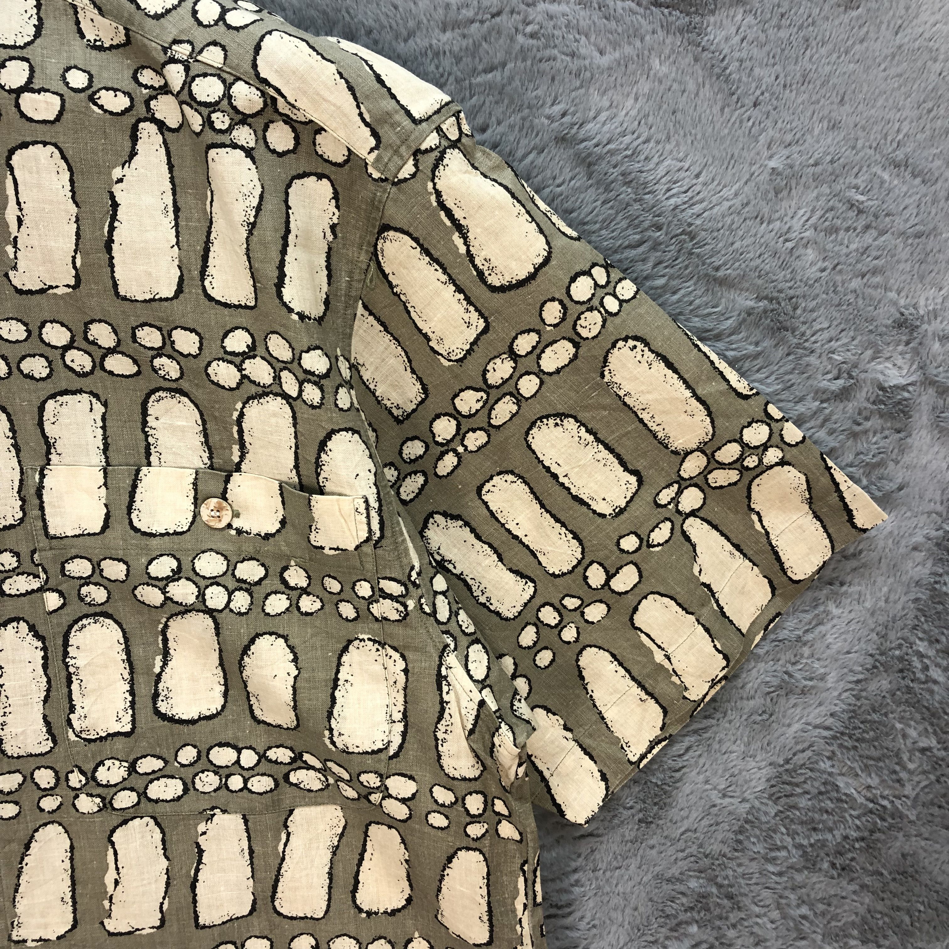 Vintage Vintage Printed Button Ups Shirts #6334-63 Size US M / EU 48-50 / 2 - 5 Thumbnail