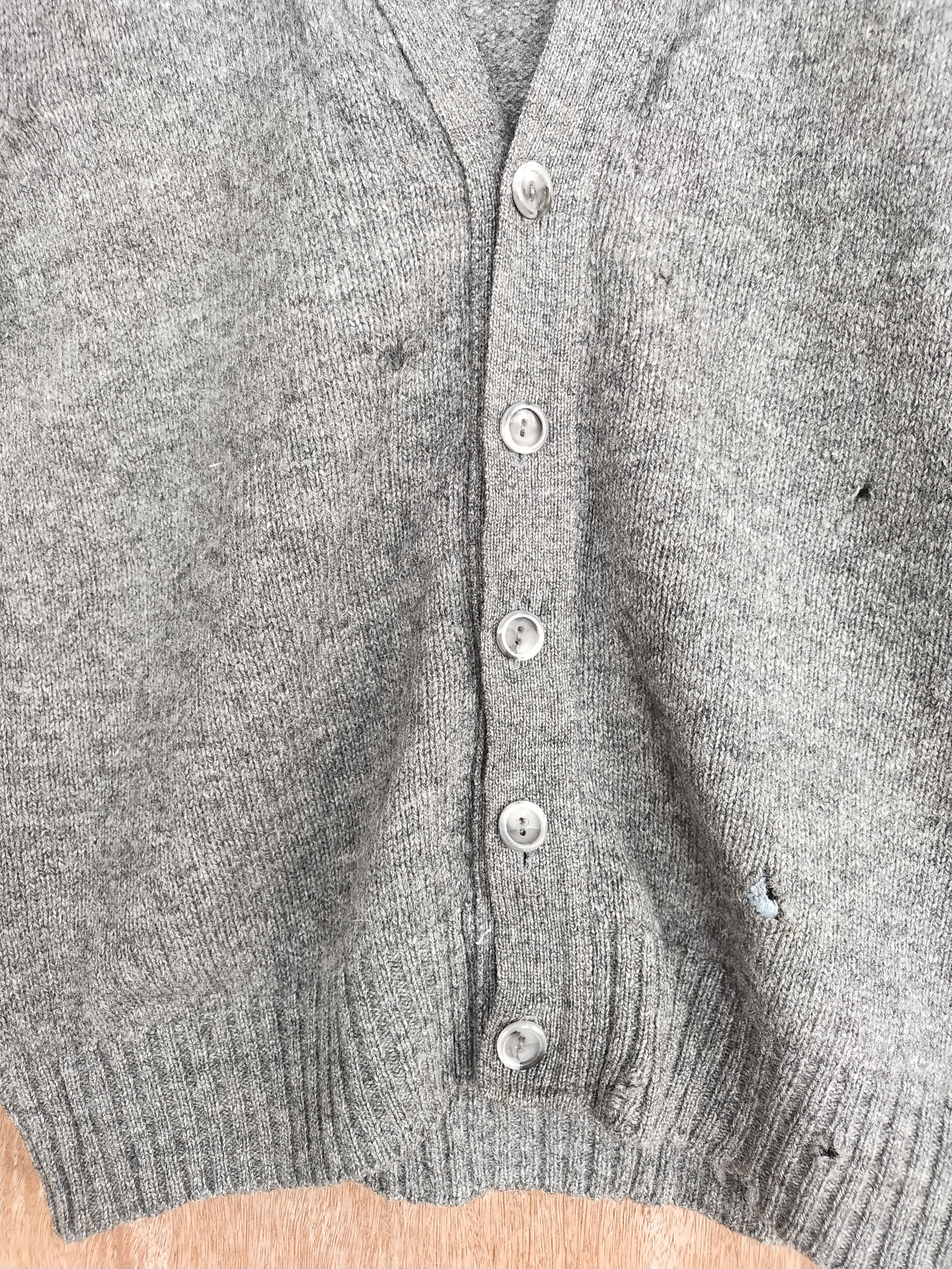 Vintage Pure British Wool sleeveless cardigan knit distressed #S154 Size US L / EU 52-54 / 3 - 5 Thumbnail