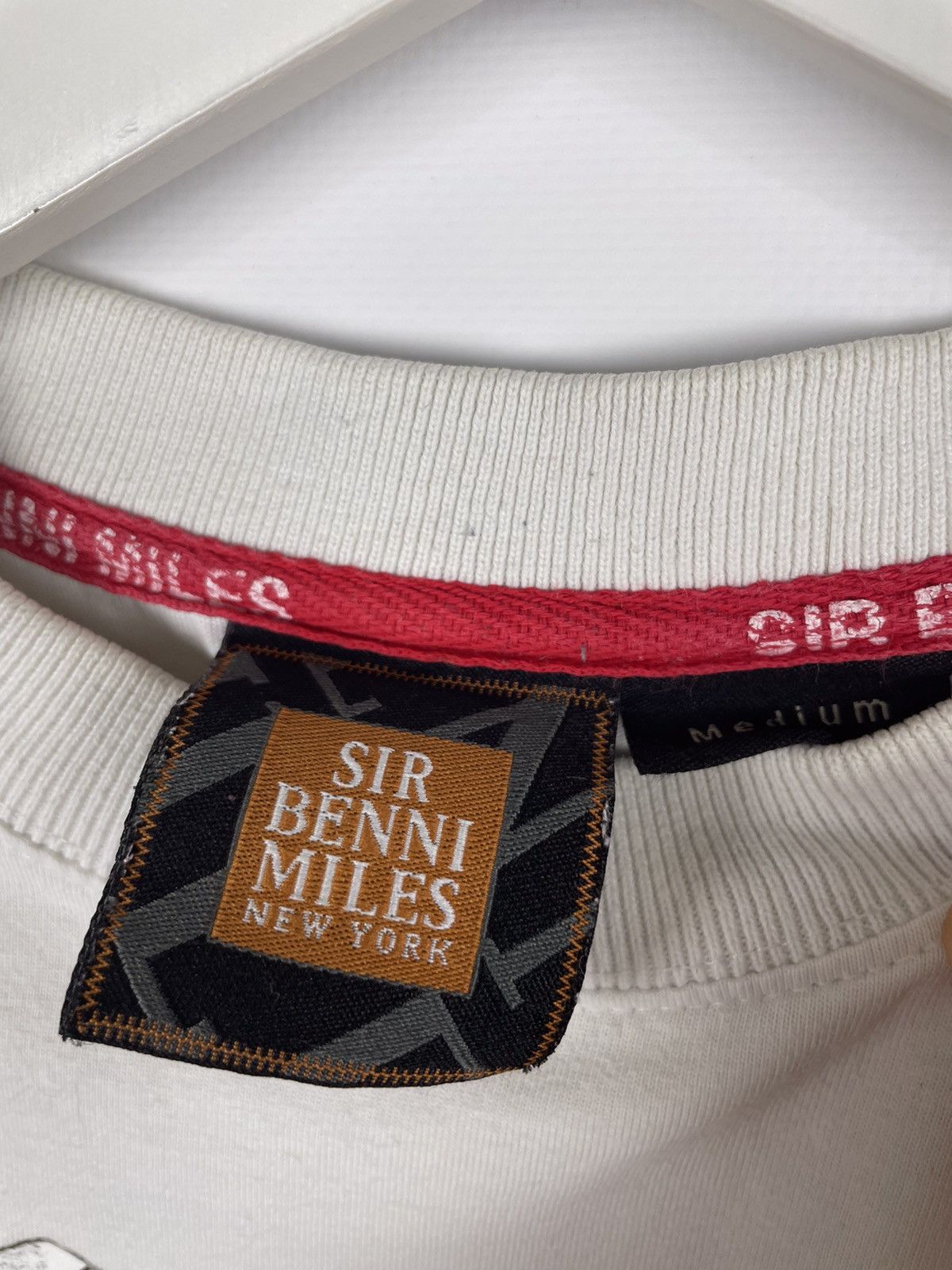 Japanese Brand Vintage SIR BENNI MILES New York White Printed Shoes Tee Size US M / EU 48-50 / 2 - 10 Thumbnail