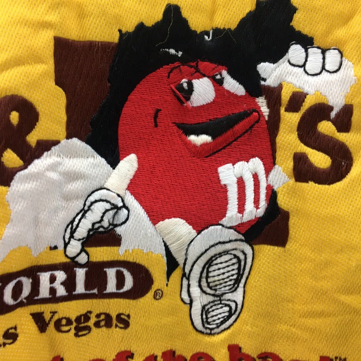 Chocolate Vintage M&M Chocolate Sweatshirt Embroidered Big Logo Size US XXL / EU 58 / 5 - 7 Thumbnail