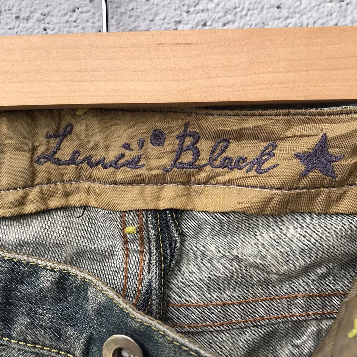 Levi's Vintage Levis Black Distressed Rusty Jeans Size US 32 / EU 48 - 17 Thumbnail