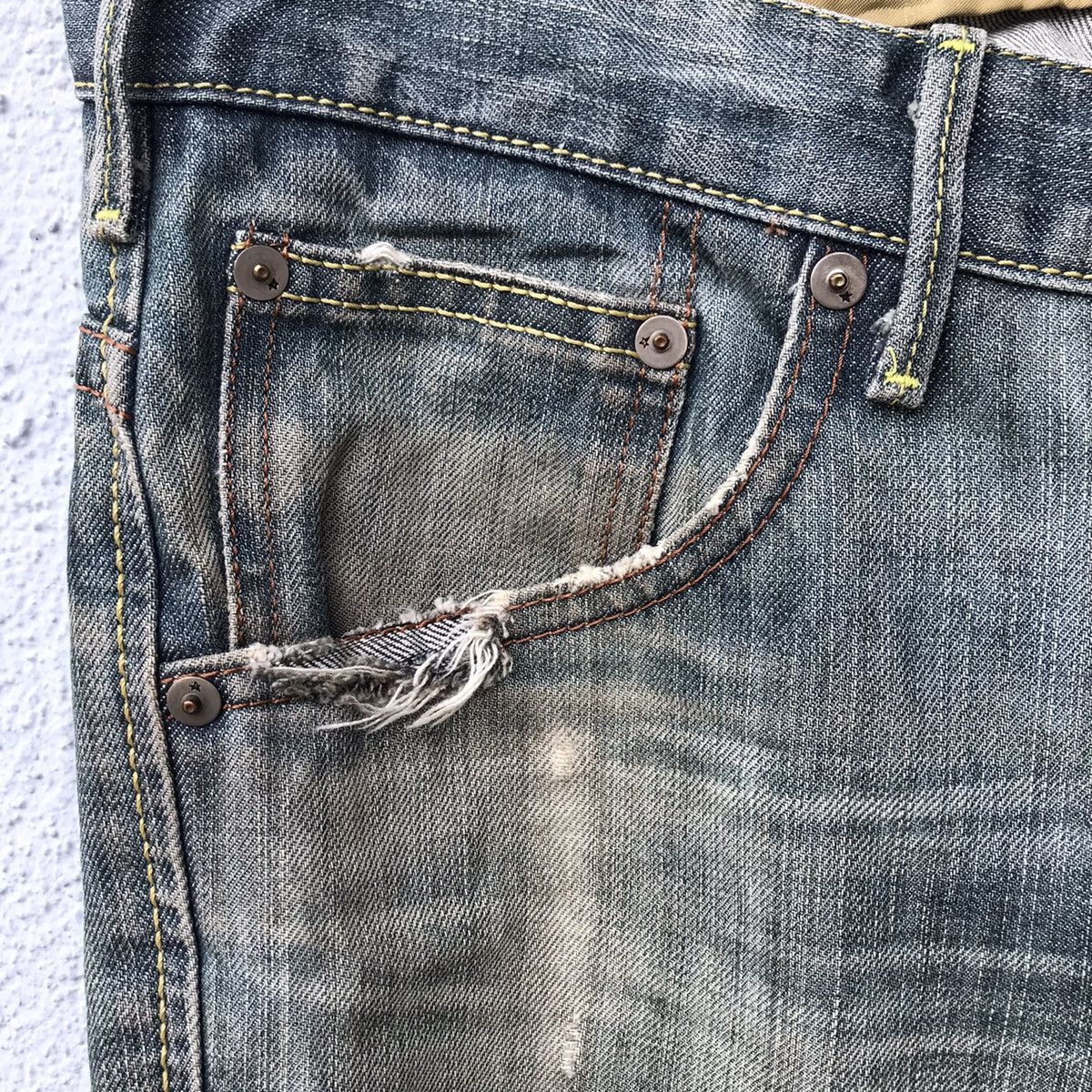 Levi's Vintage Levis Black Distressed Rusty Jeans Size US 32 / EU 48 - 11 Thumbnail