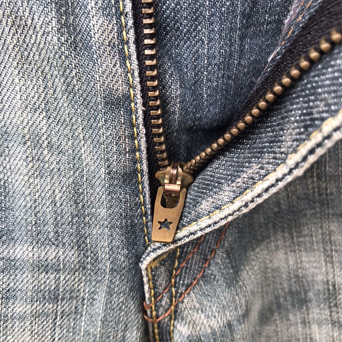 Levi's Vintage Levis Black Distressed Rusty Jeans Size US 32 / EU 48 - 15 Thumbnail
