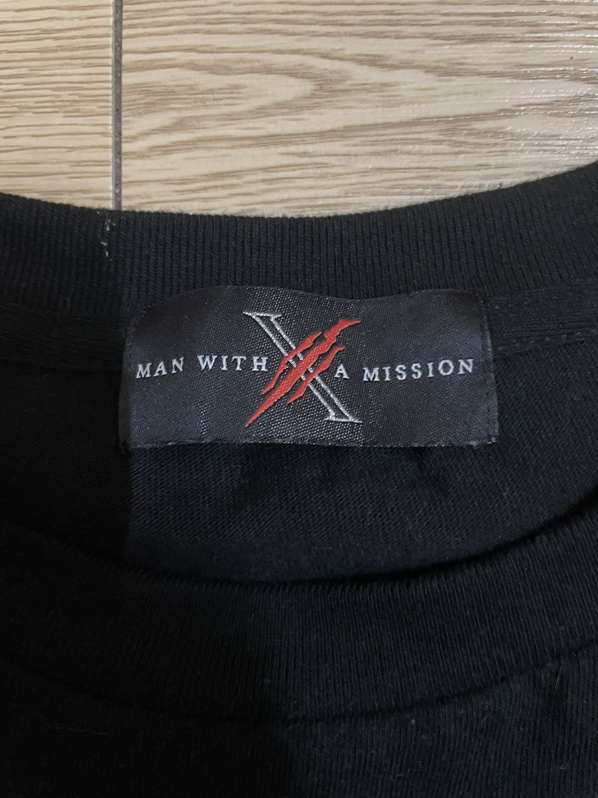 Band Tees Man With A Mission 10th Anniversary Limited Edition Tshirt Size US L / EU 52-54 / 3 - 4 Thumbnail