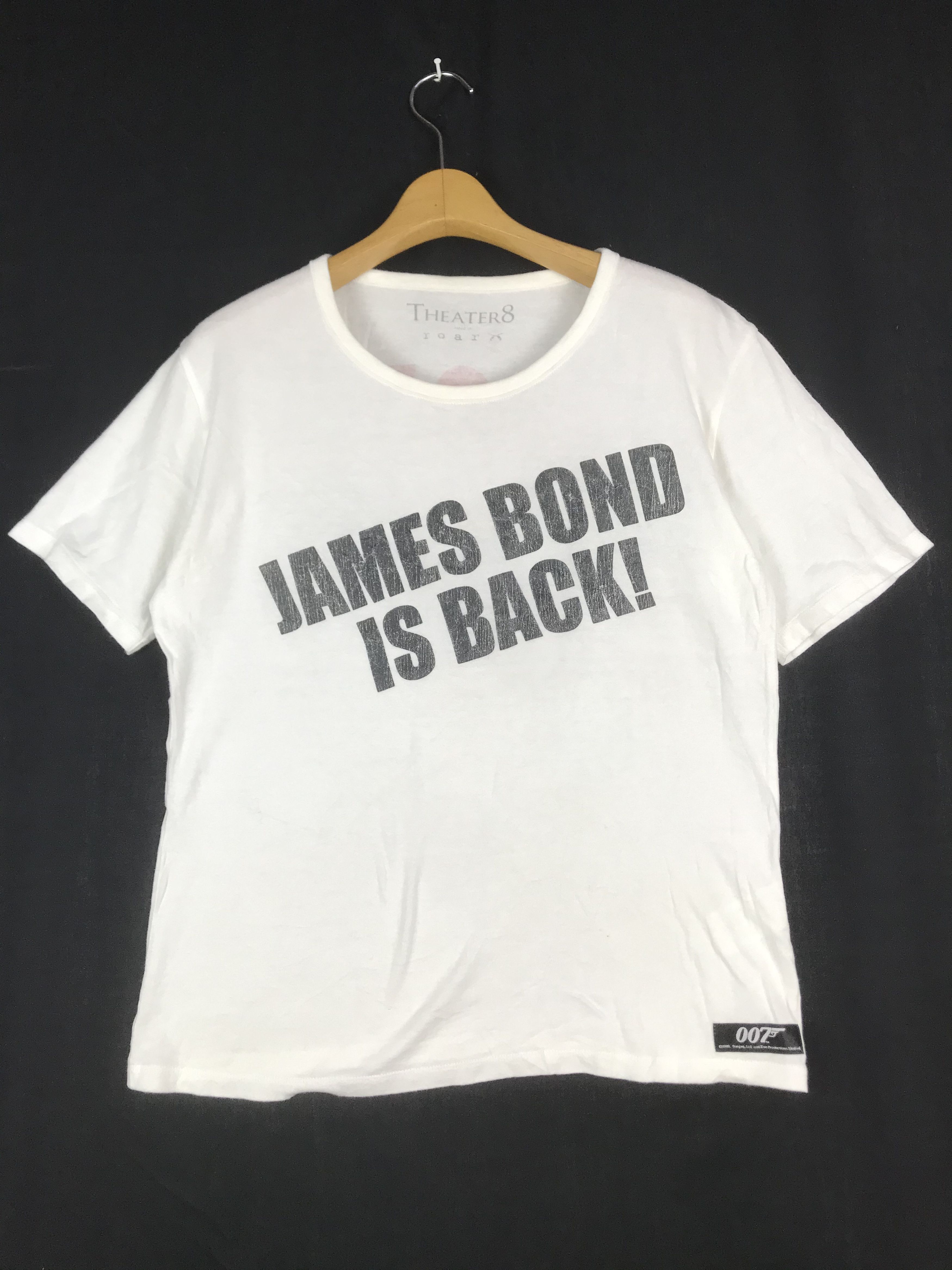 Other THEATER 8 JAMES BOND IS BACK SHIRT Size US M / EU 48-50 / 2 - 1 Preview